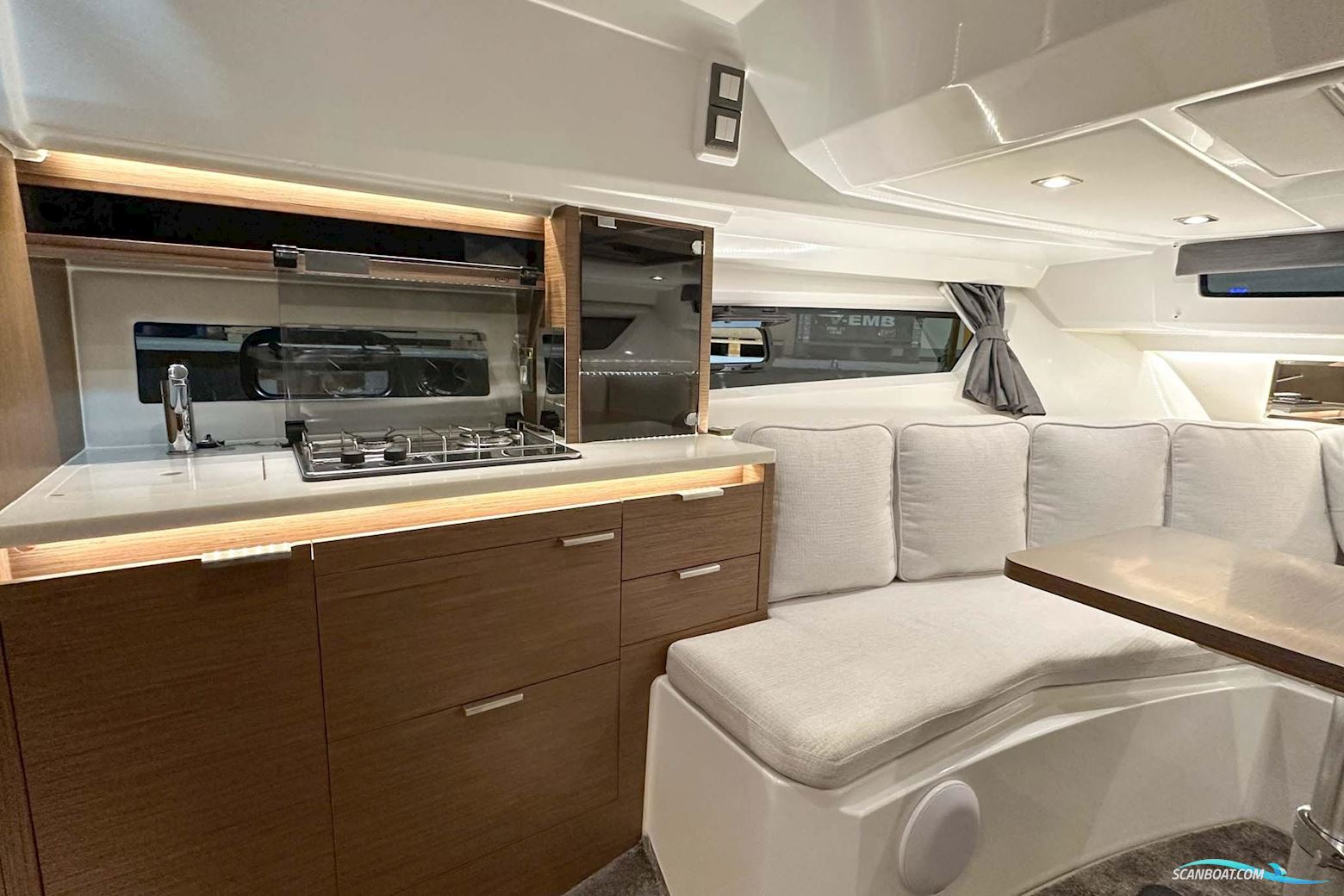 Jeanneau Cap Camarat 10.5 WA Serie 2