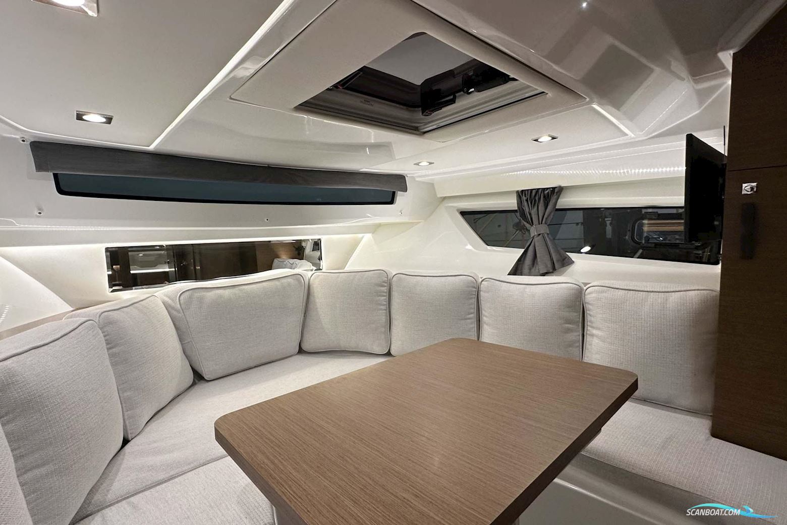 Jeanneau Cap Camarat 10.5 WA Serie 2