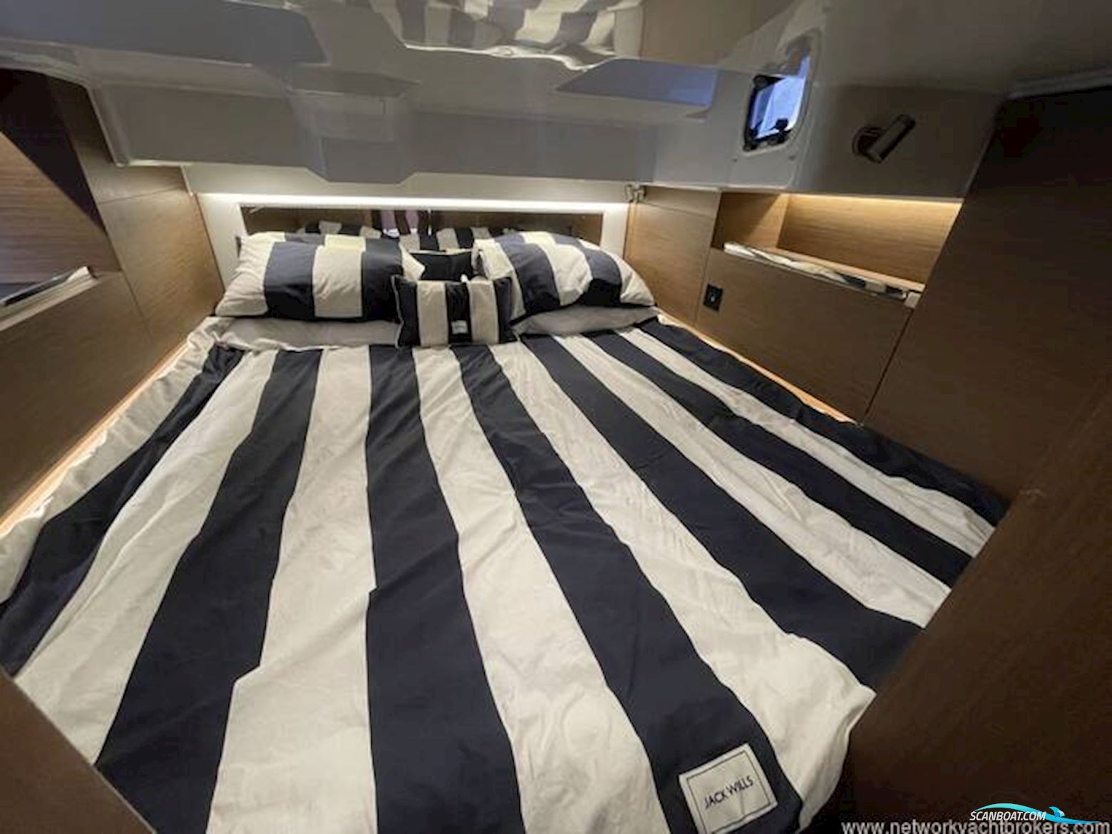 Jeanneau Cap Camarat 10.5WA S2