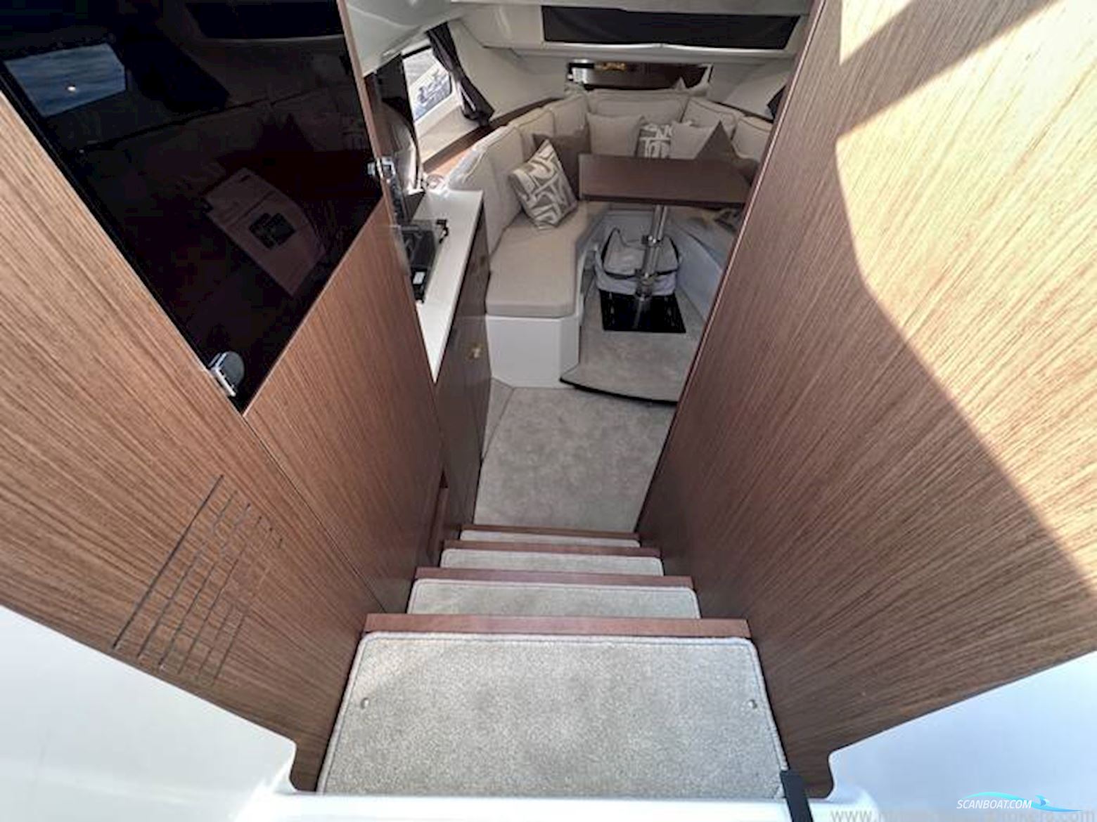 Jeanneau Cap Camarat 10.5WA S2