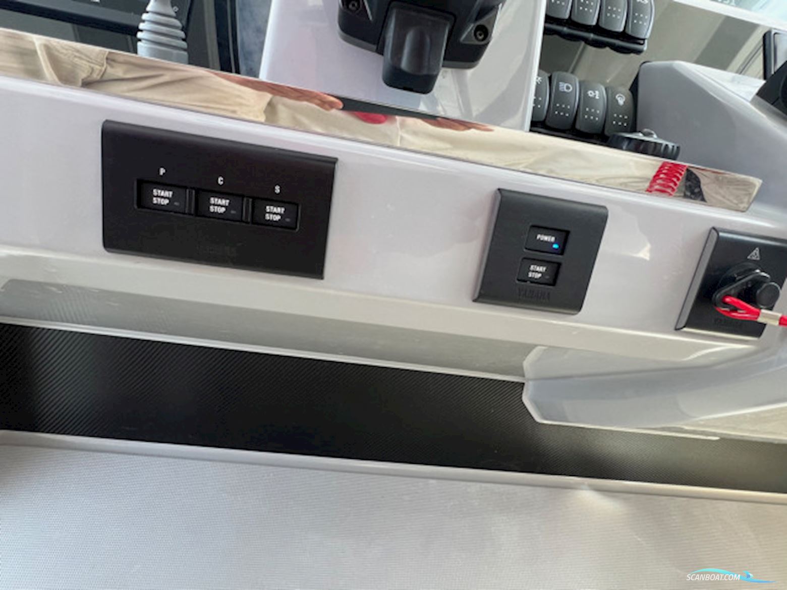 Jeanneau Cap Camarat 12.5WA-NEW VERSION