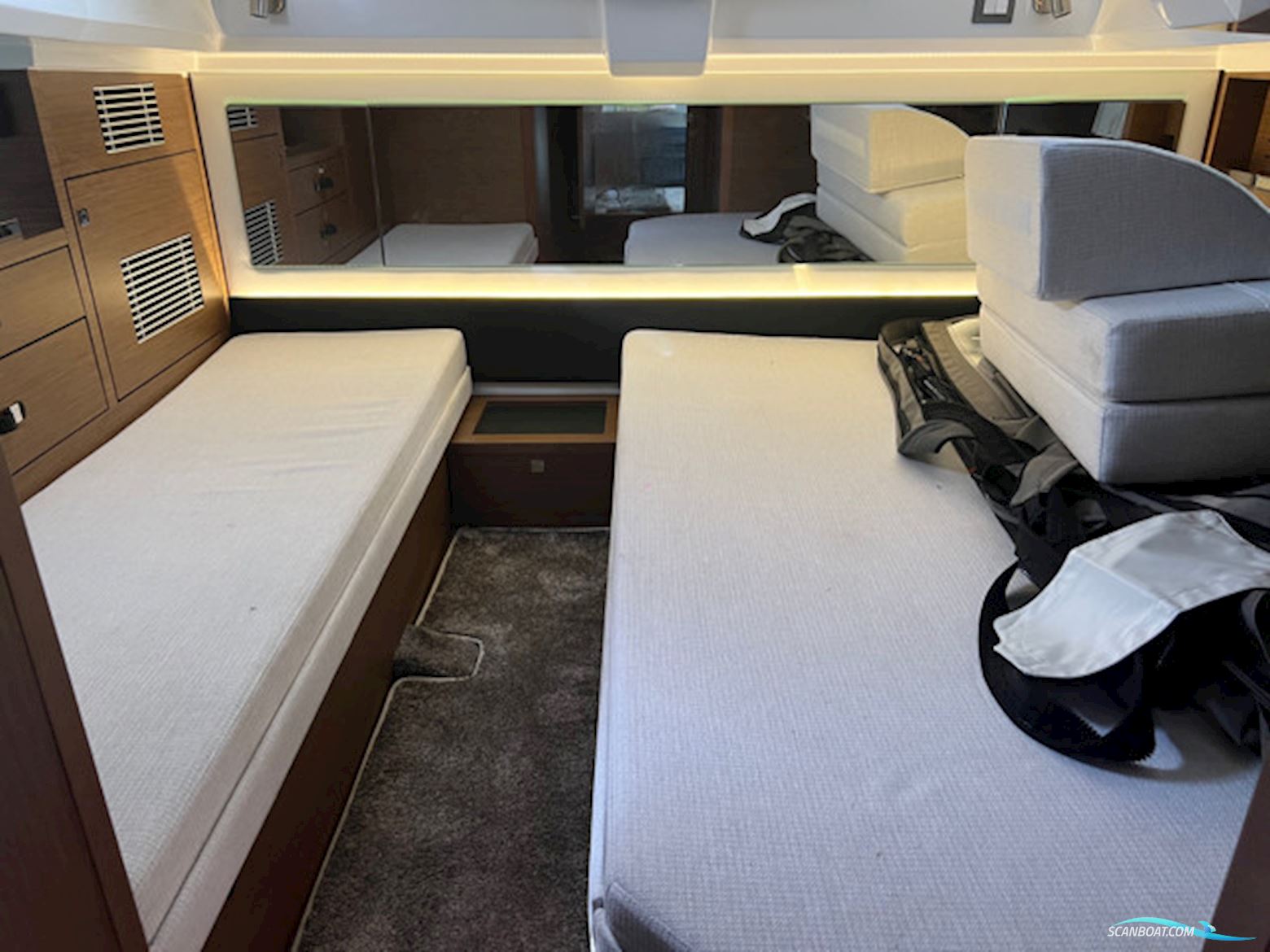 Jeanneau Cap Camarat 12.5WA-New Version