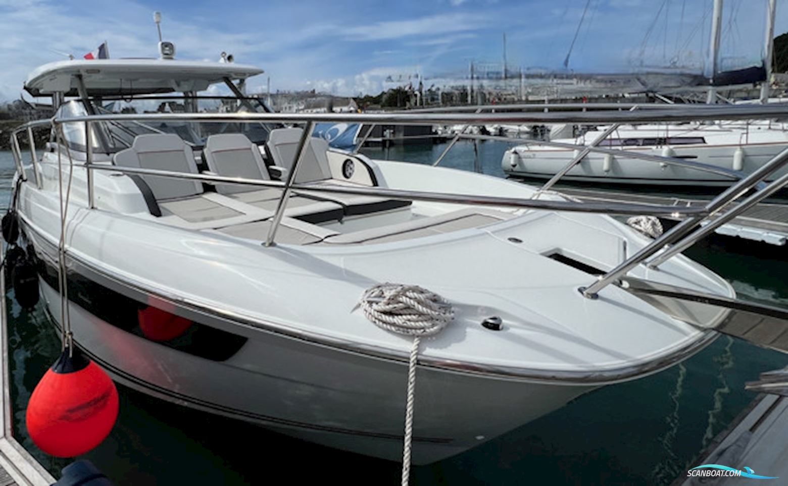 Jeanneau Cap Camarat 12.5WA-New Version