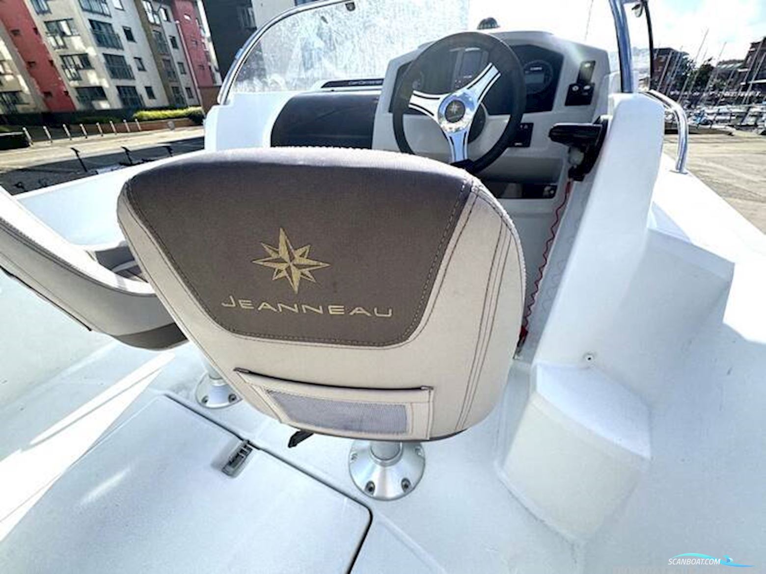 Jeanneau Cap Camarat 5.5 WA