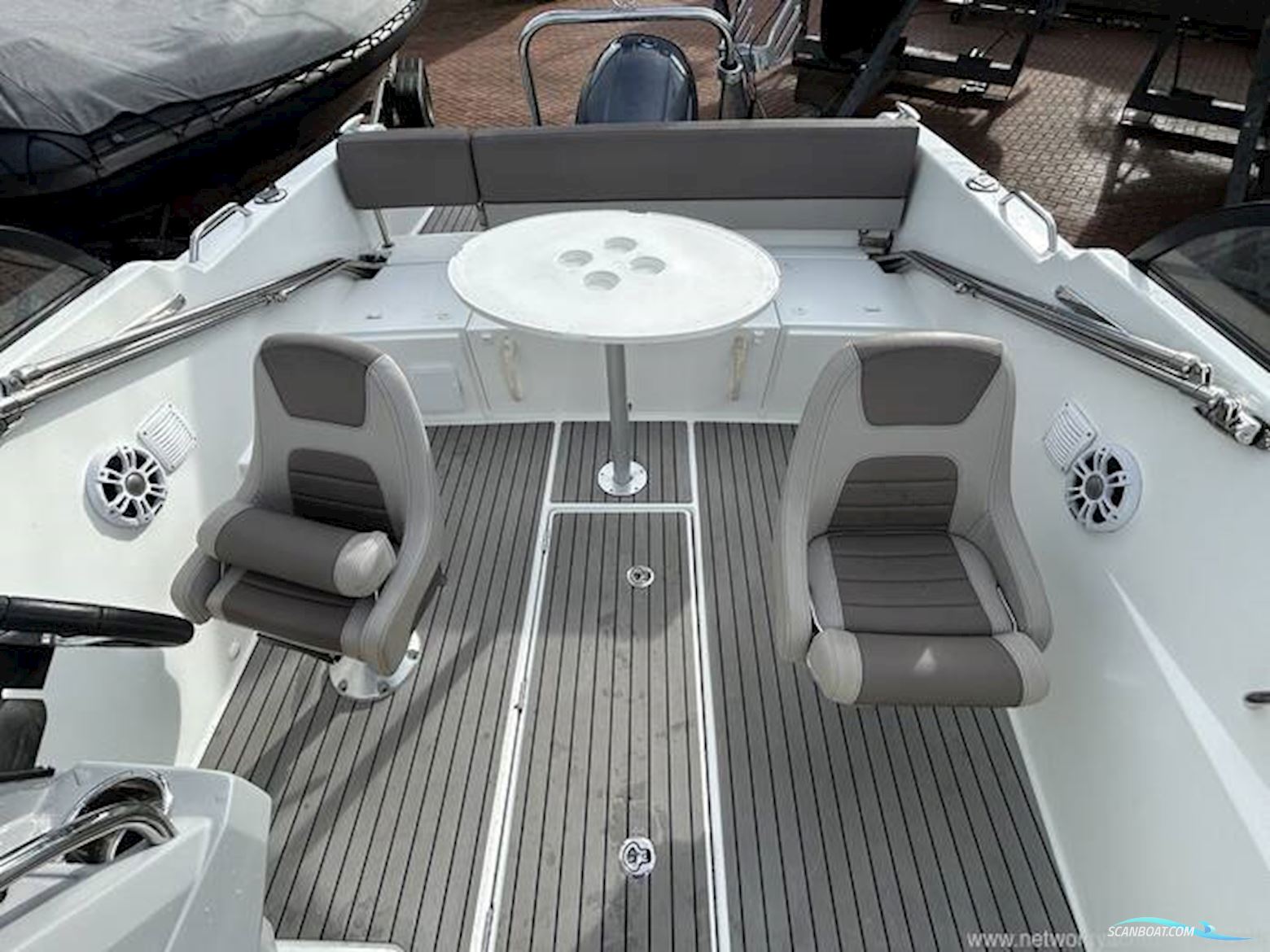 Jeanneau Cap Camarat 6.5 BR