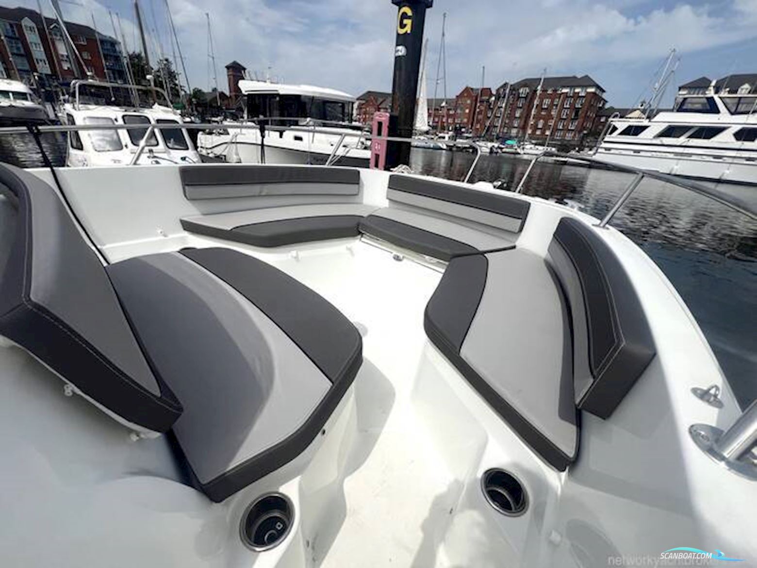 Jeanneau Cap Camarat 6.5 CC S3
