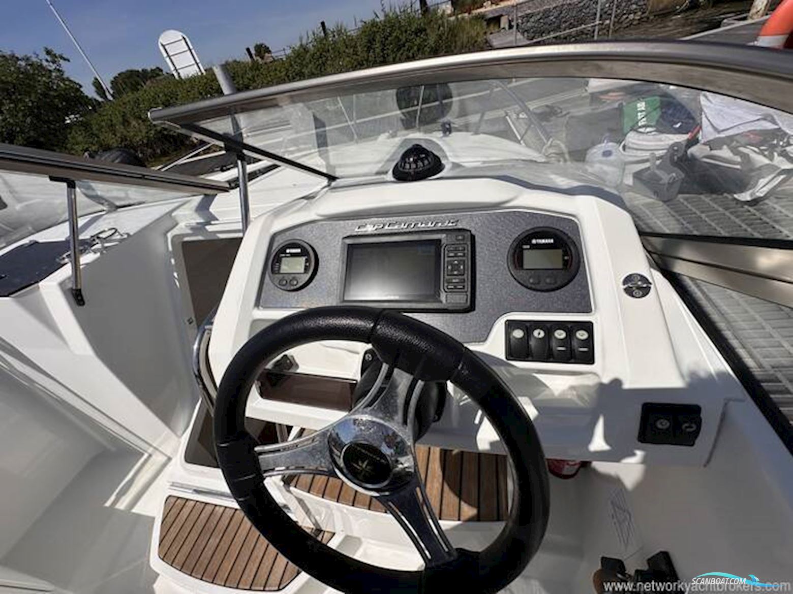 Jeanneau Cap Camarat 6.5 DC