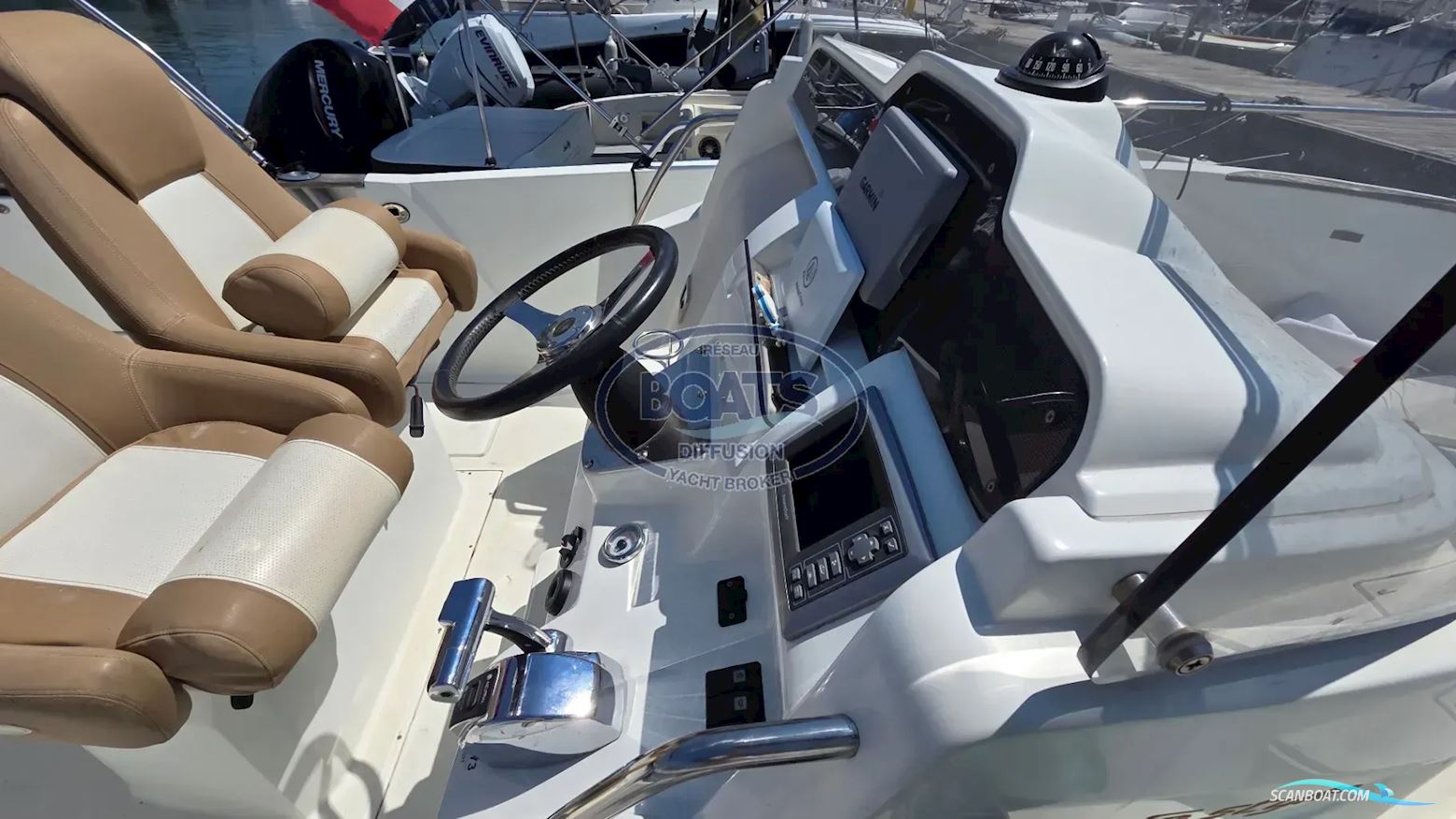 Jeanneau CAP CAMARAT 7.5 CC