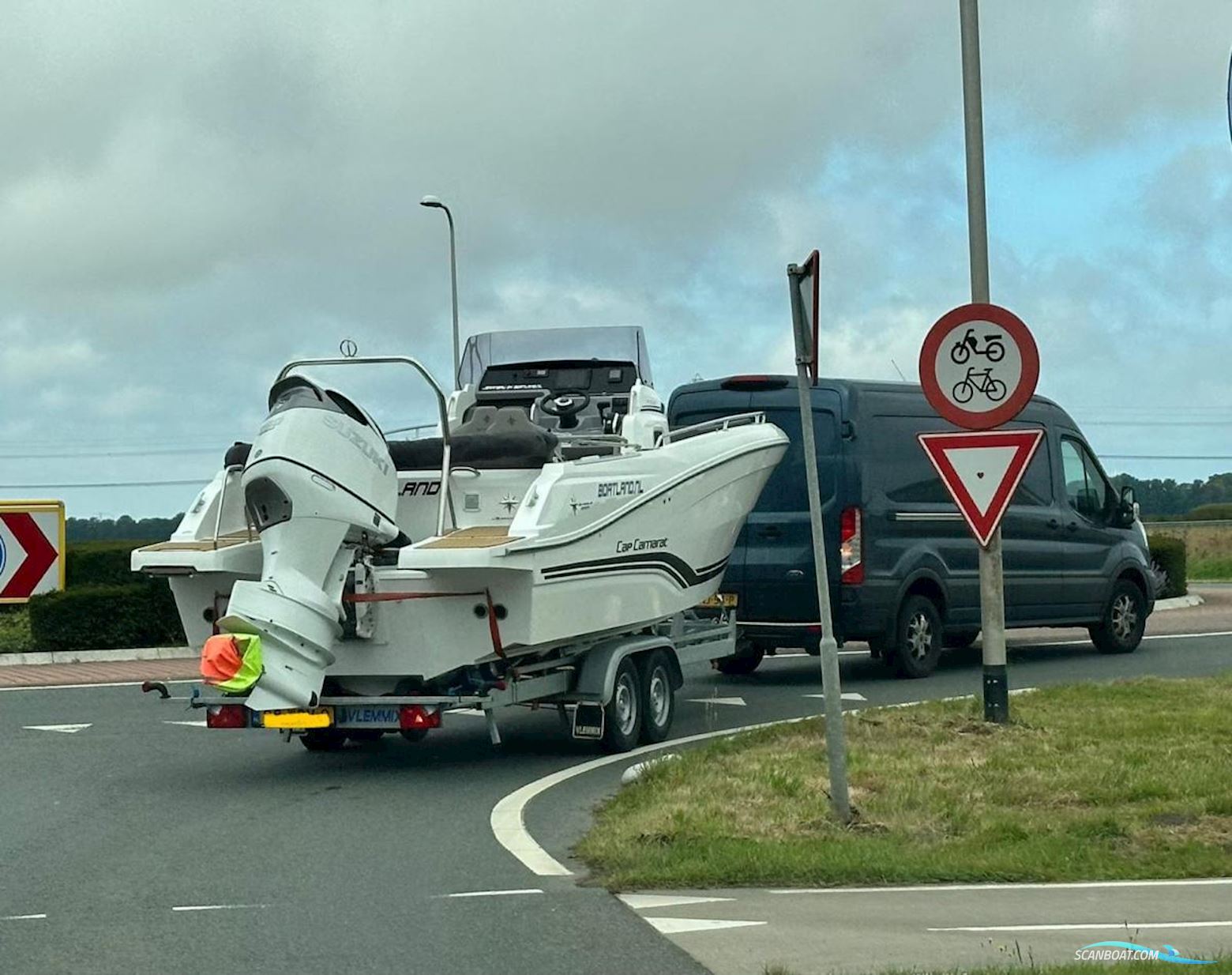 Jeanneau Cap Camarat 7.5 CC Serie 3