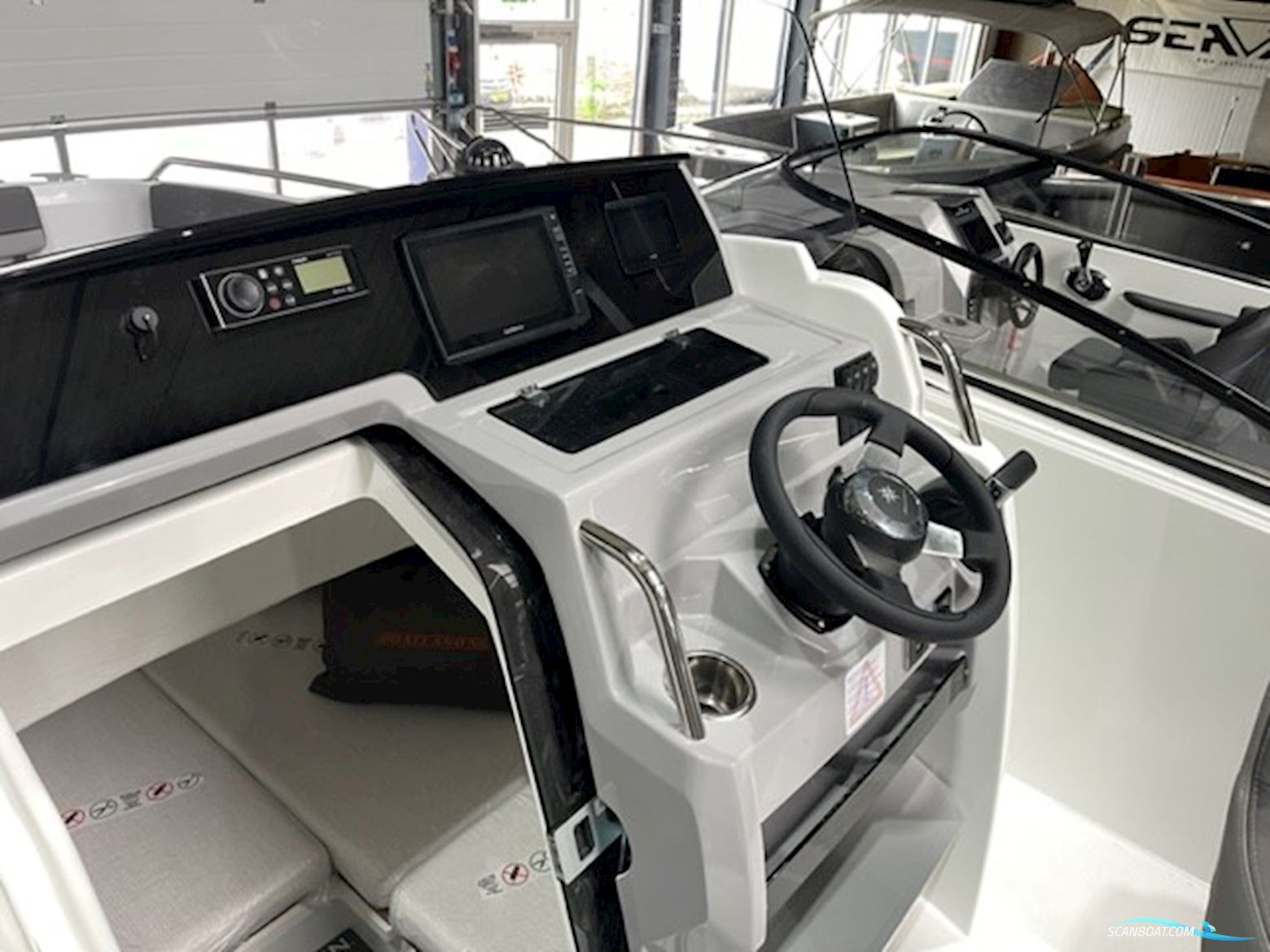 Jeanneau Cap Camarat 7.5 CC Serie 3