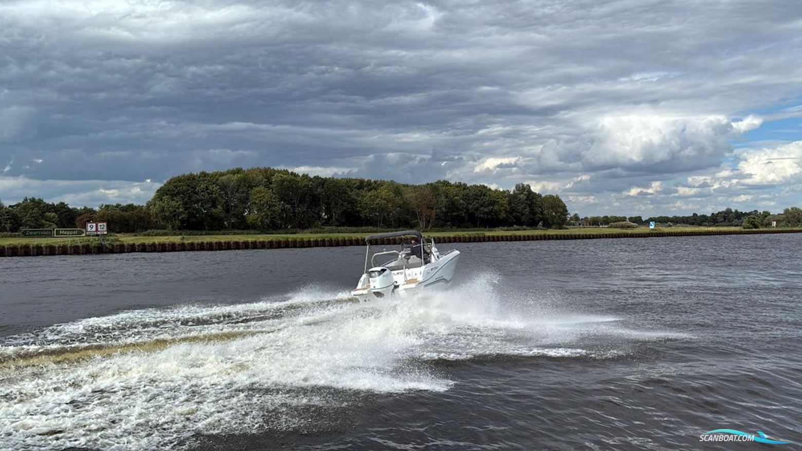 Jeanneau Cap Camarat 7.5 CC Serie 3