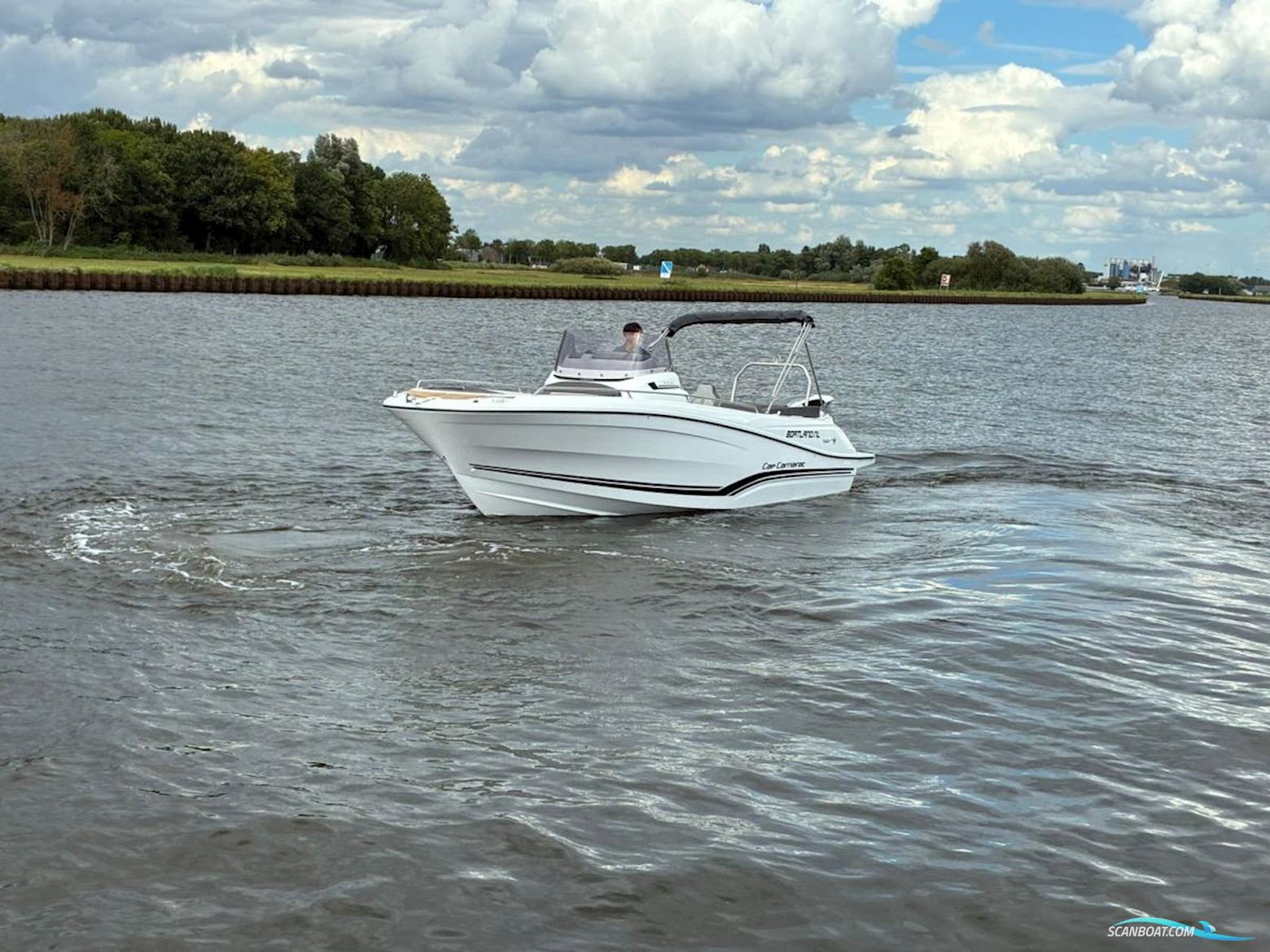 Jeanneau Cap Camarat 7.5 CC Serie 3