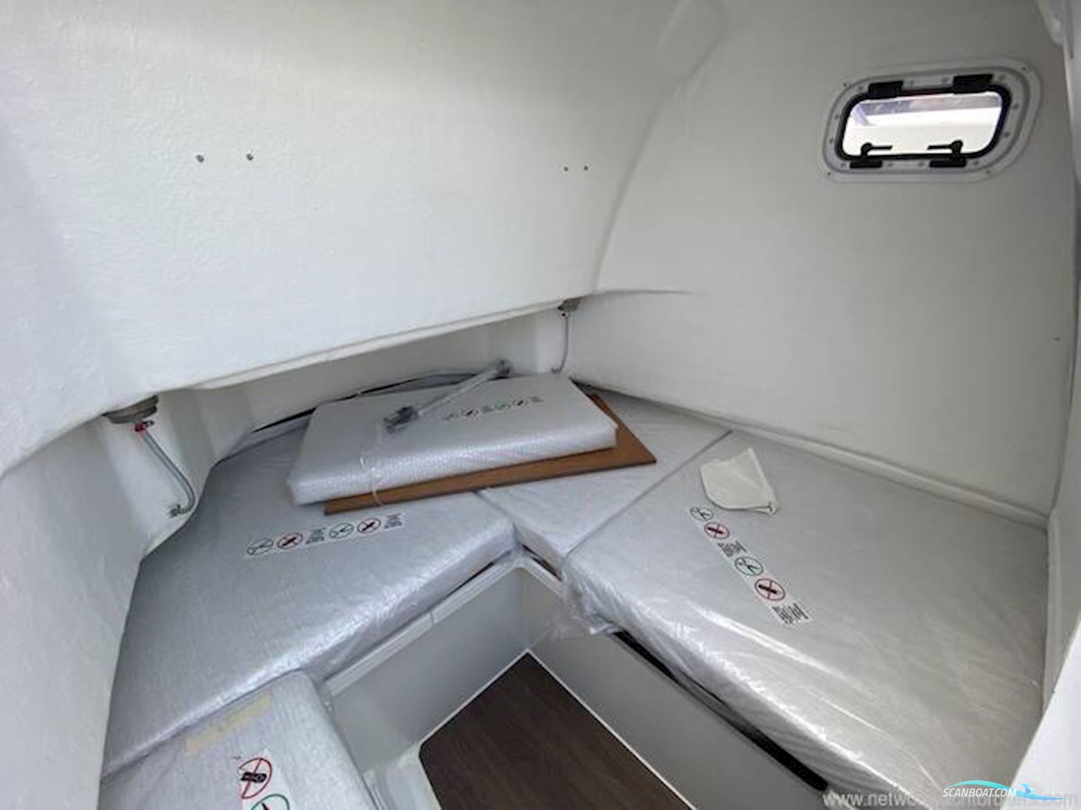 Jeanneau Cap Camarat 7.5 CC Series 3