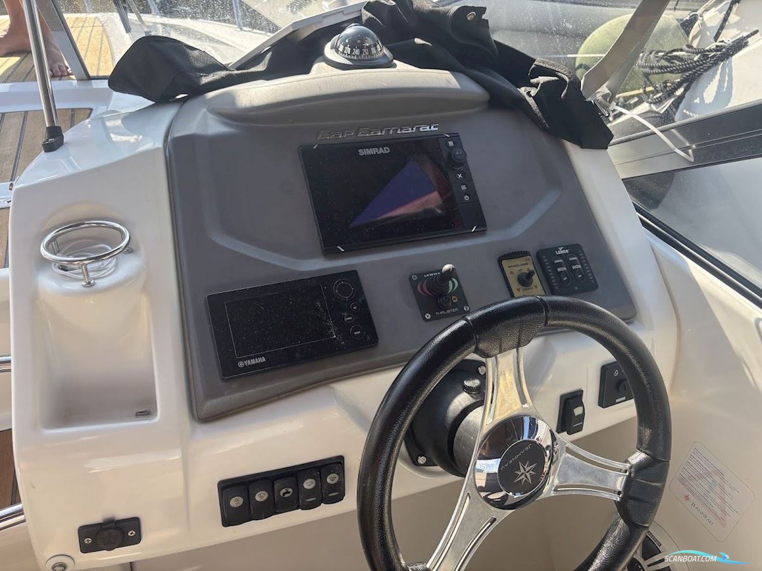 Jeanneau Cap Camarat 7.5 DC