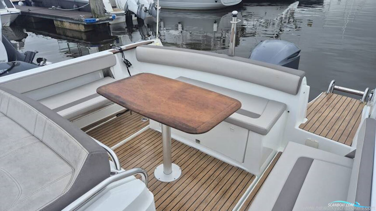 Jeanneau Cap Camarat 8.5 CC