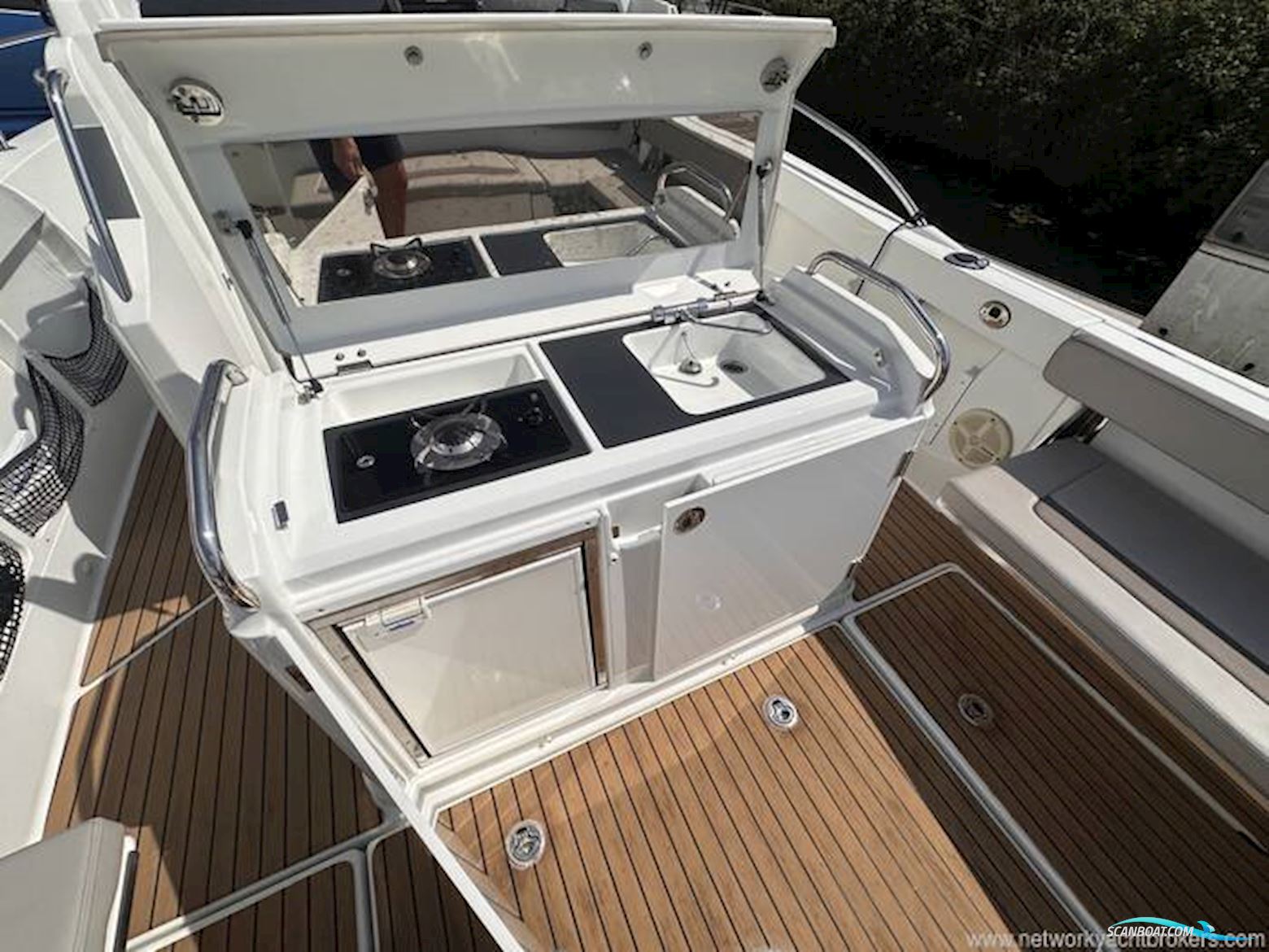 Jeanneau Cap Camarat 8.5 CC