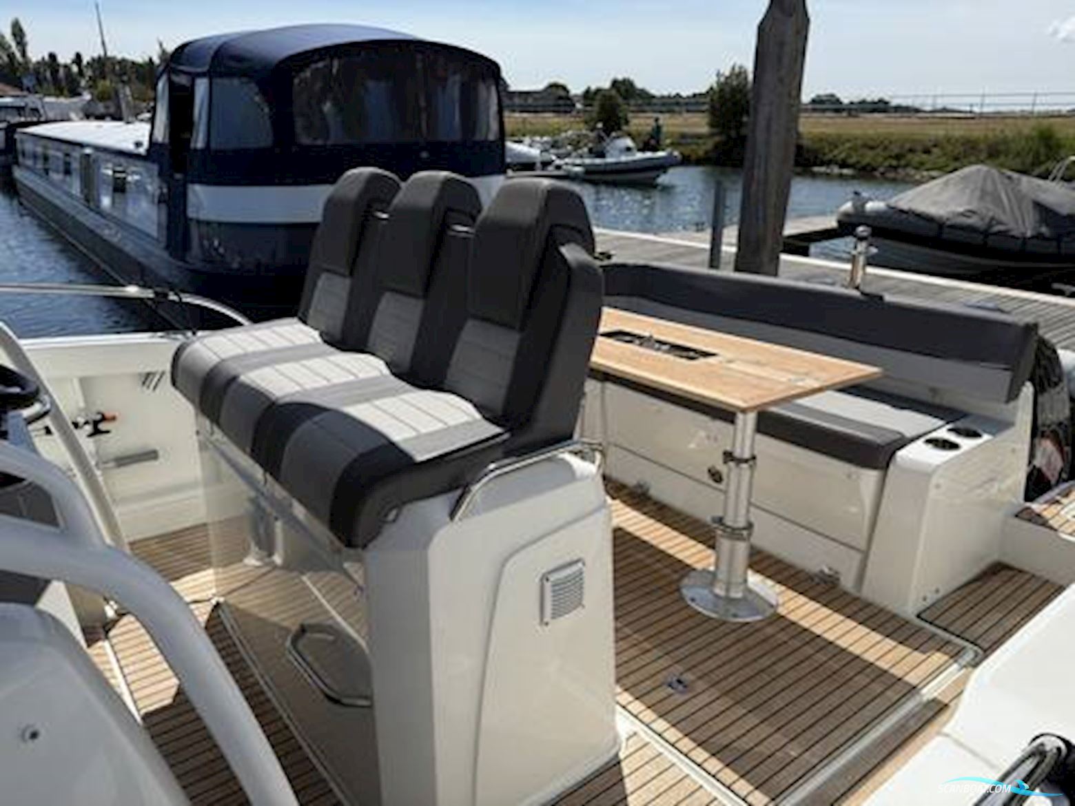 Jeanneau Cap Camarat 9.0 CC