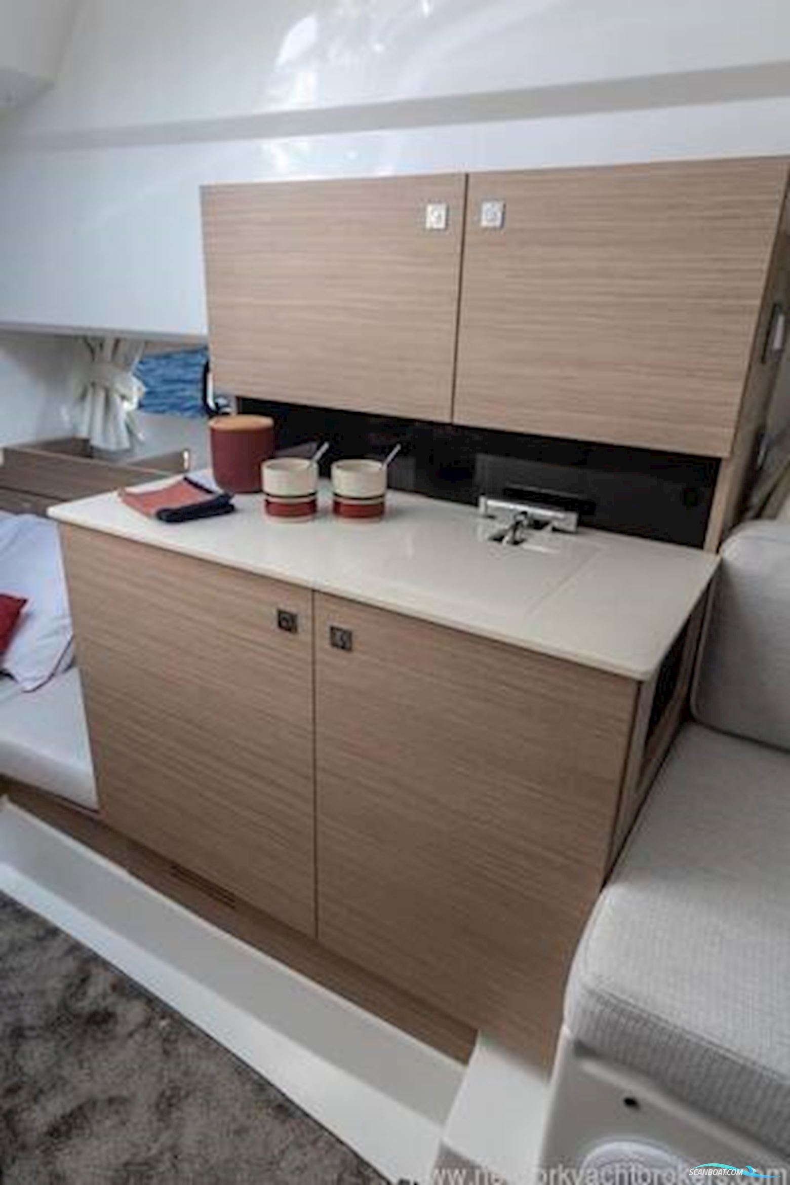 Jeanneau Cap Camarat 9.0 WA S2