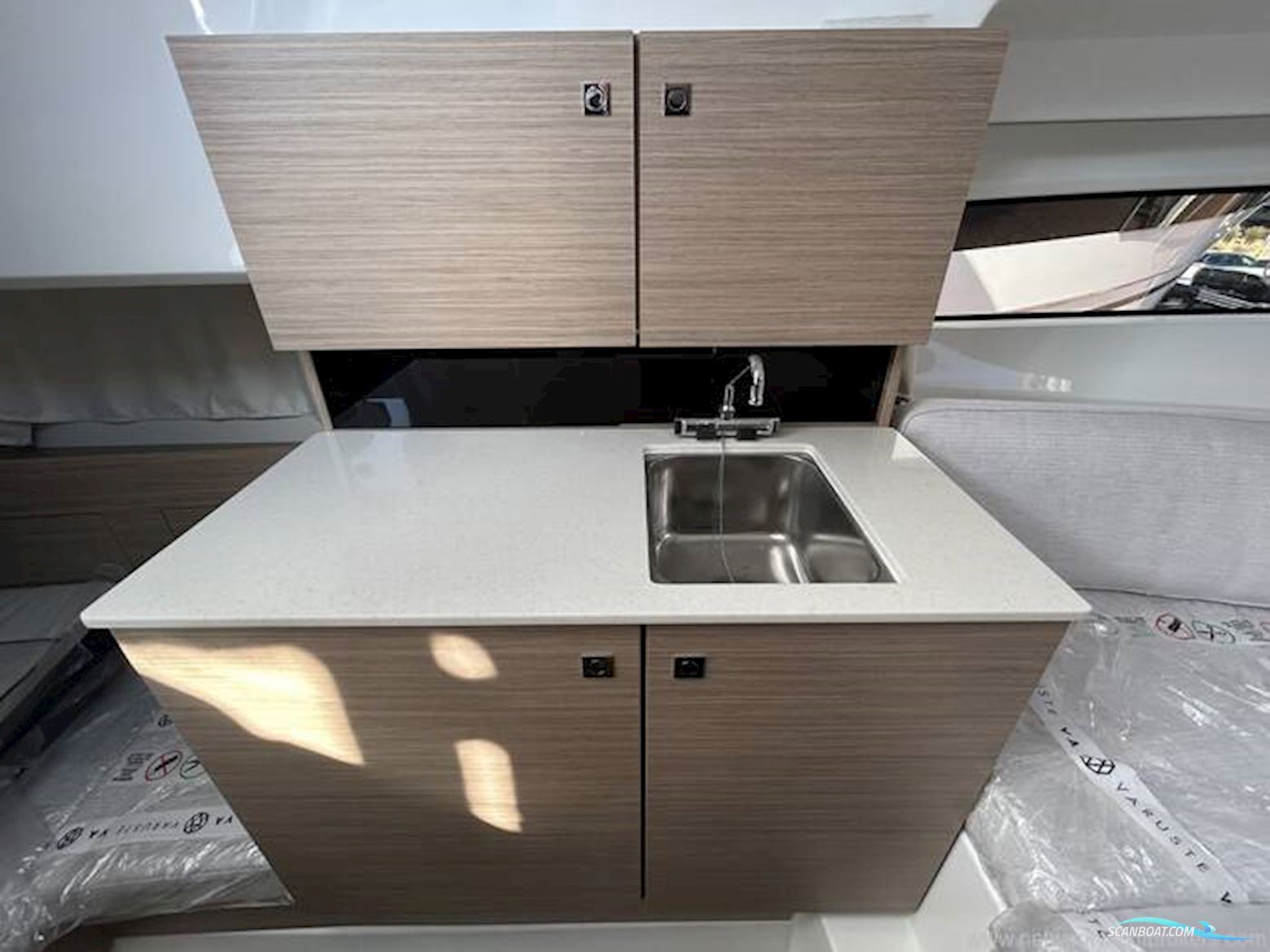 Jeanneau Cap Camarat 9.0 WA S2