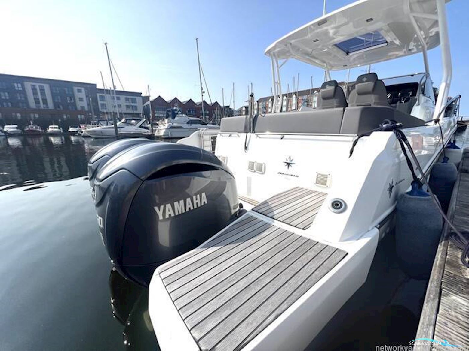 Jeanneau Cap Camarat 9.0 WA