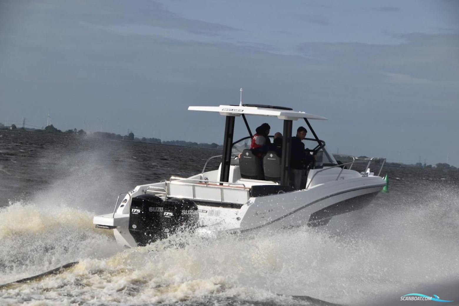 Jeanneau Cap Camarat 9.0 Walk Around S2