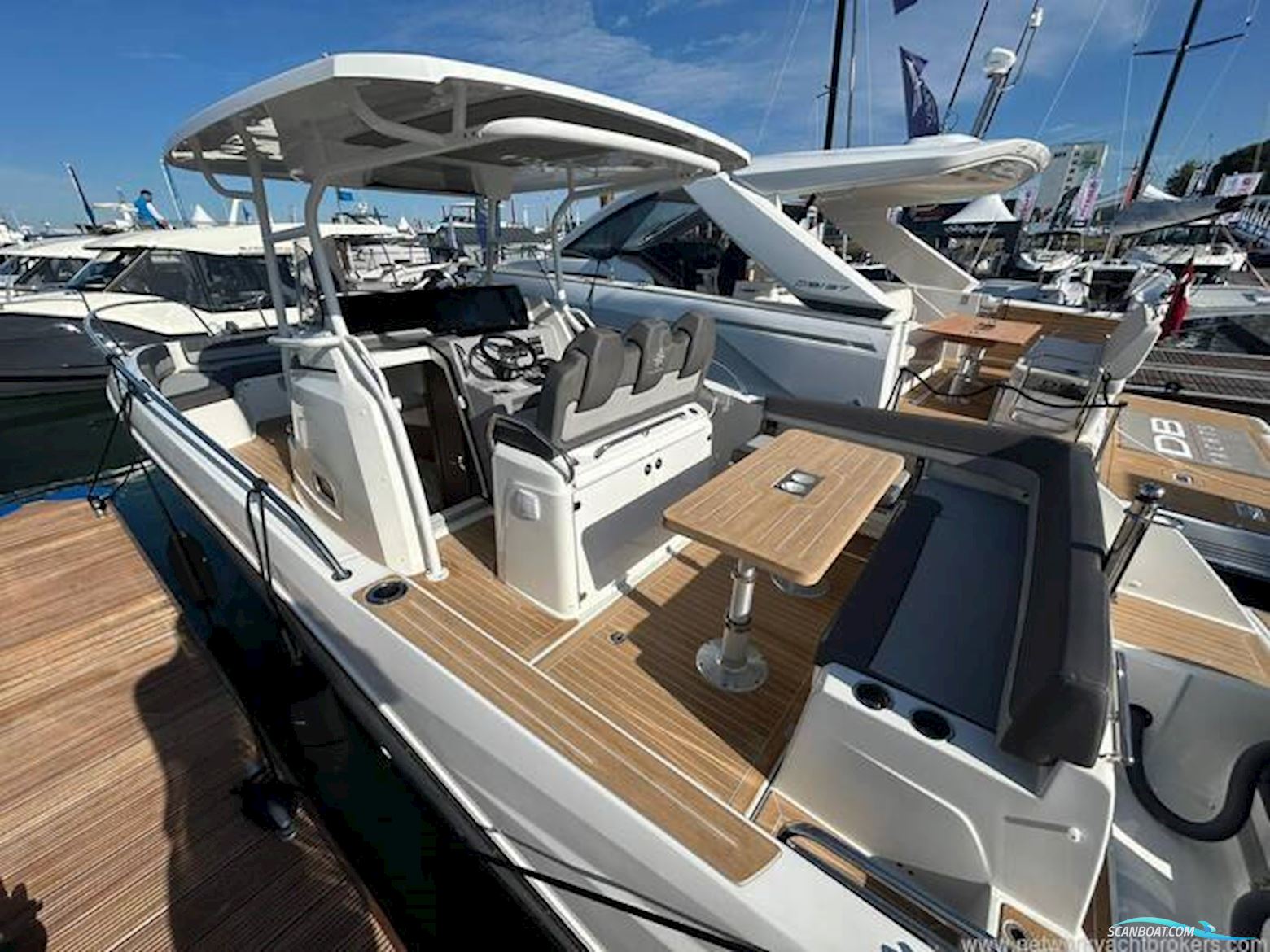 Jeanneau Cap Camarat 9.0CC