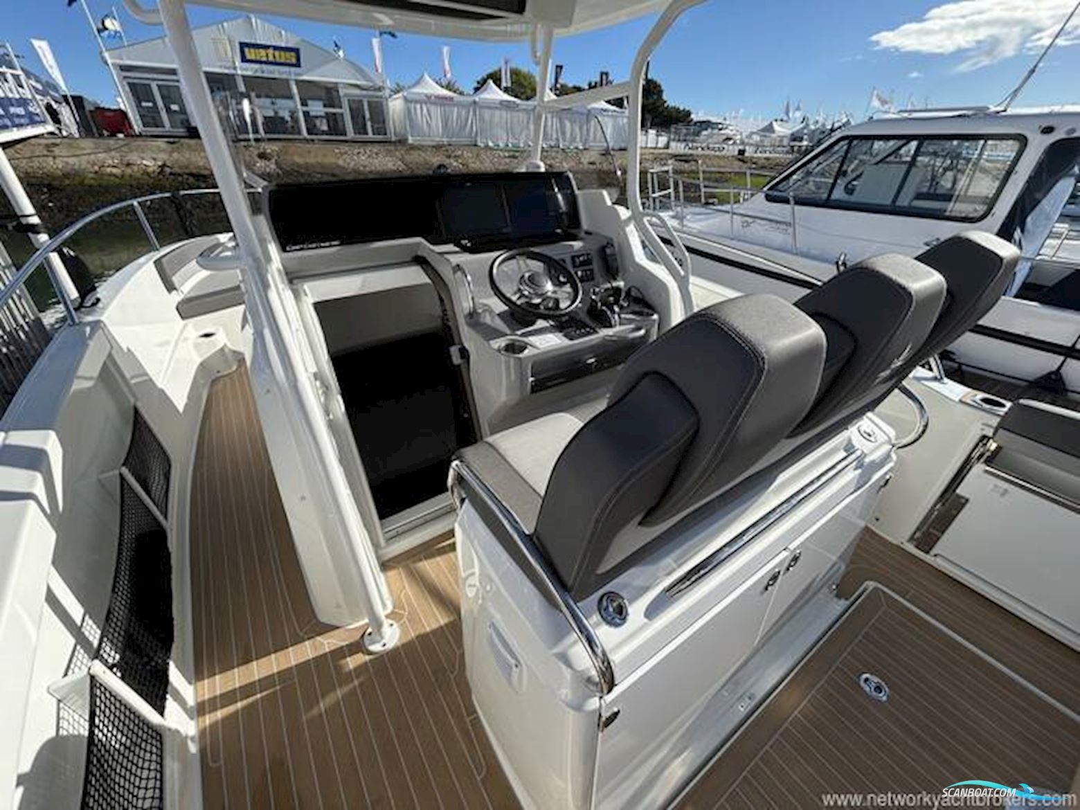 Jeanneau Cap Camarat 9.0CC