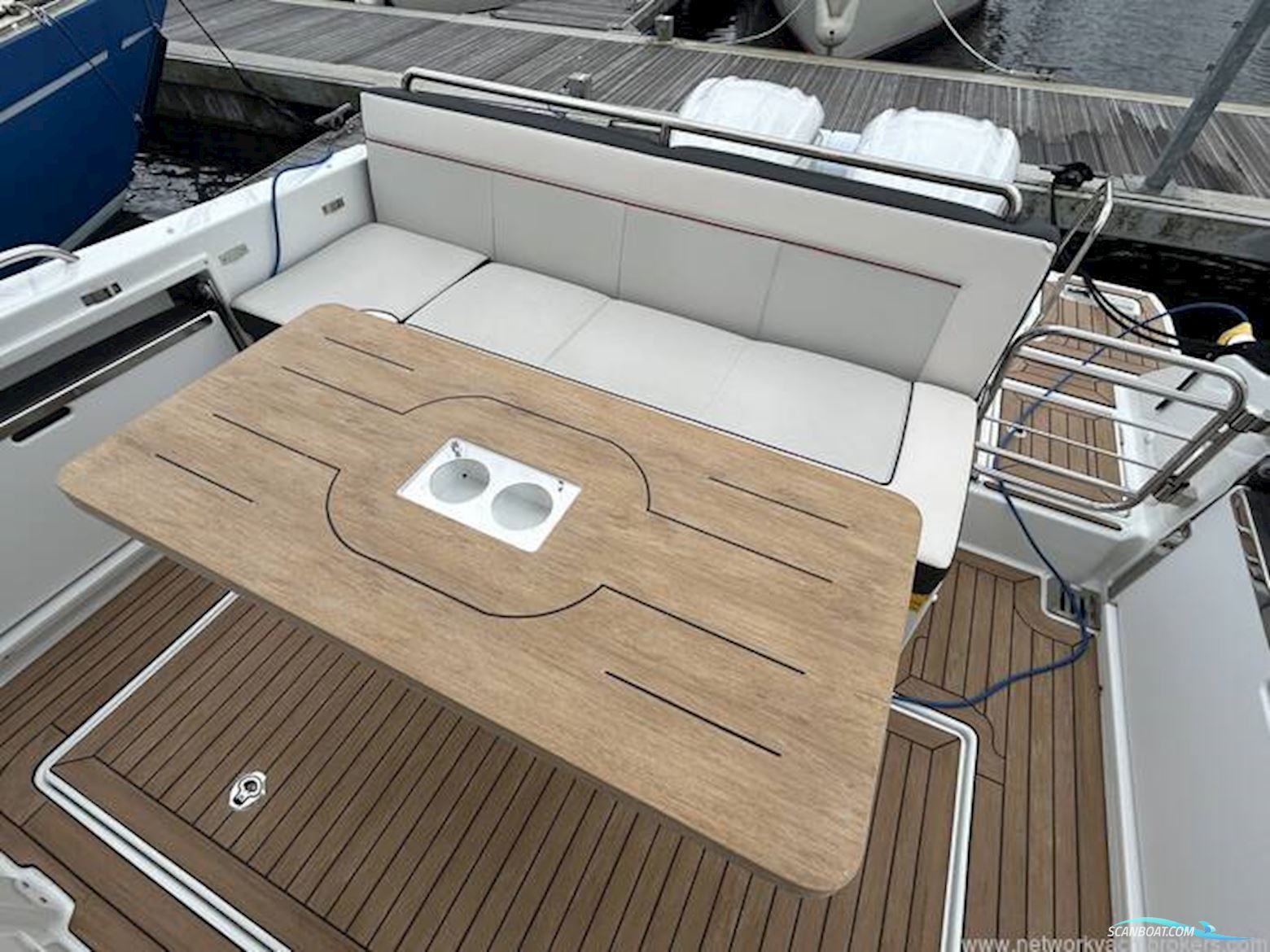 Jeanneau Cap Camarat 9.0WA S2