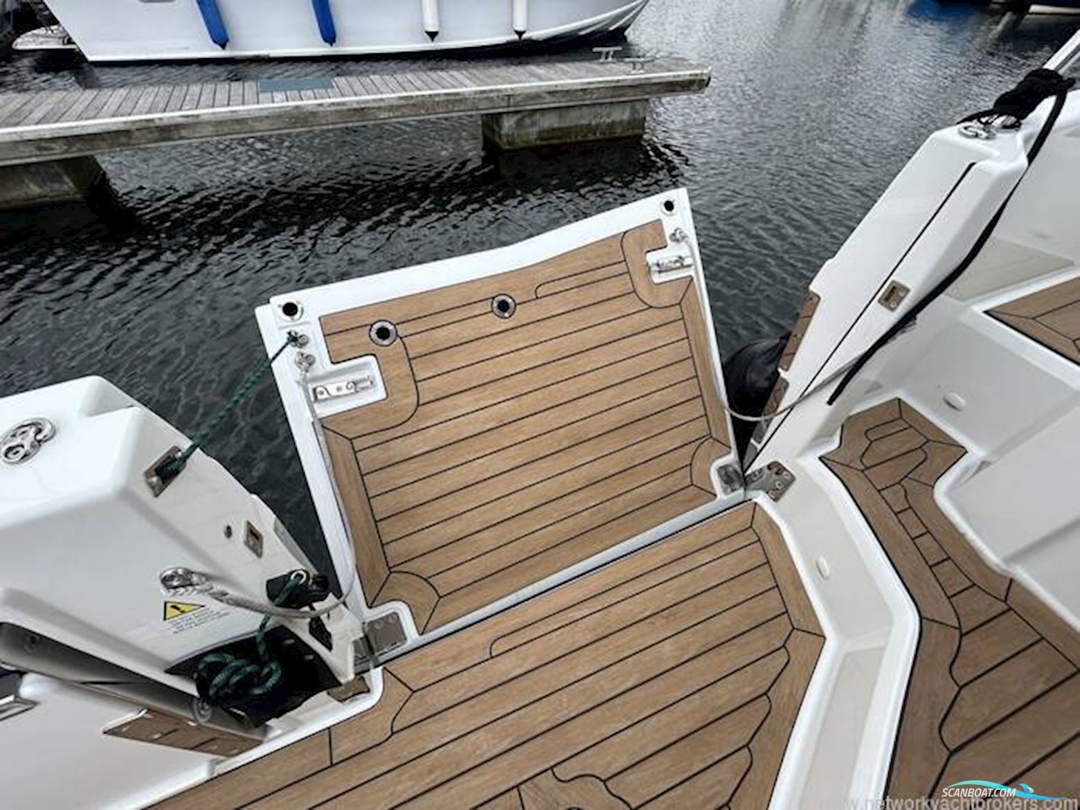 Jeanneau Cap Camarat 9.0WA S2