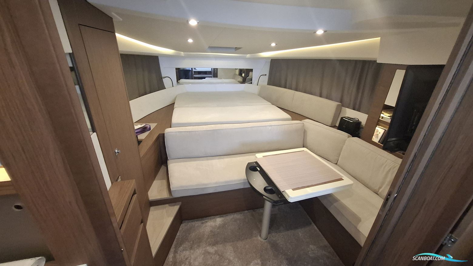 Jeanneau Leader 36 Modell 2019