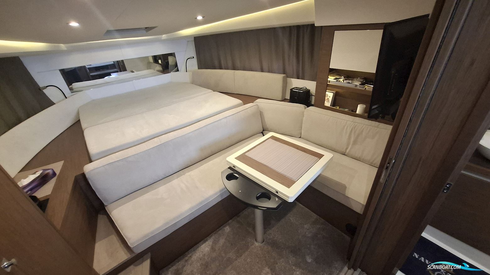 Jeanneau Leader 36 Modell 2019