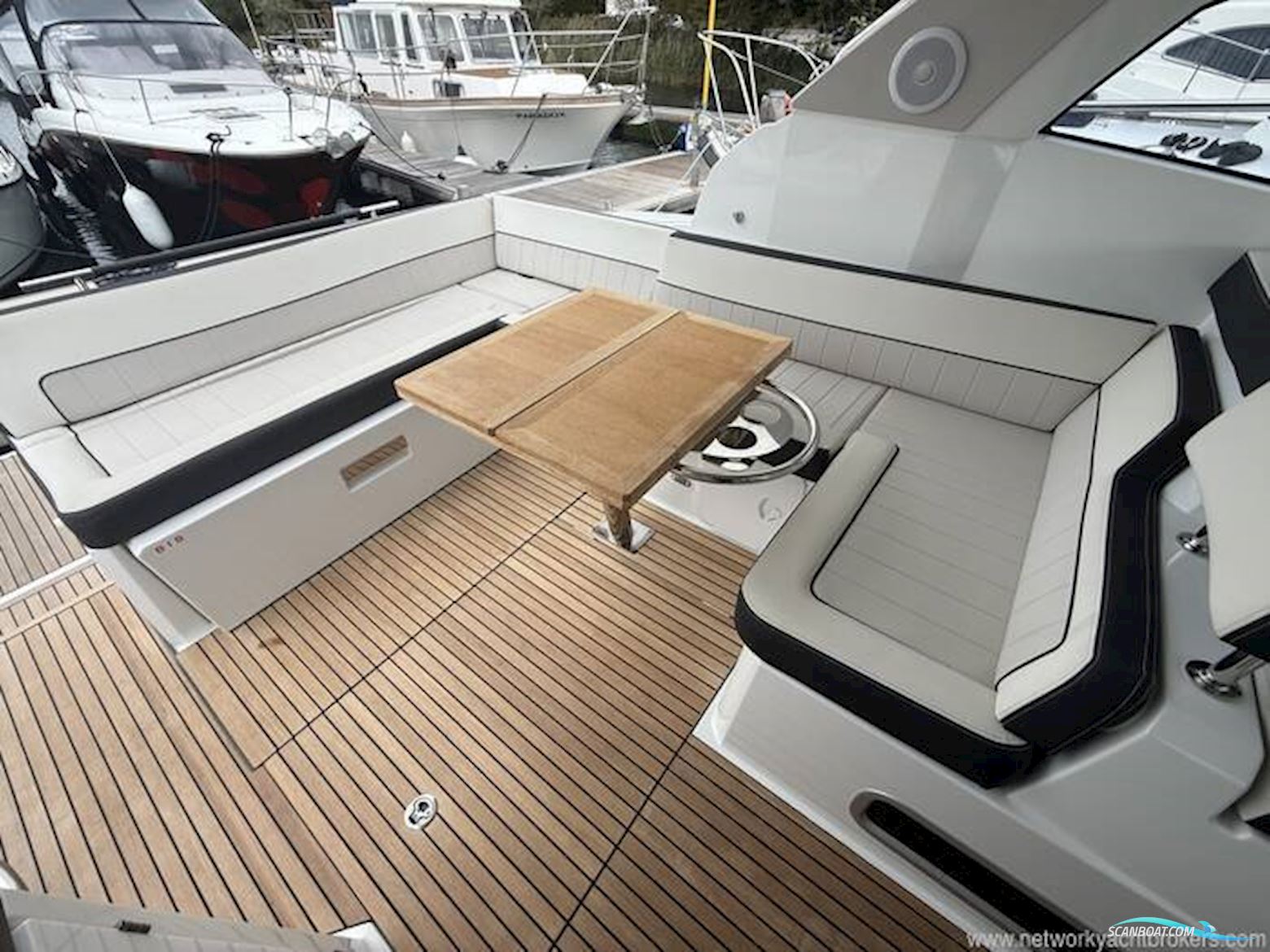 Jeanneau Leader 36