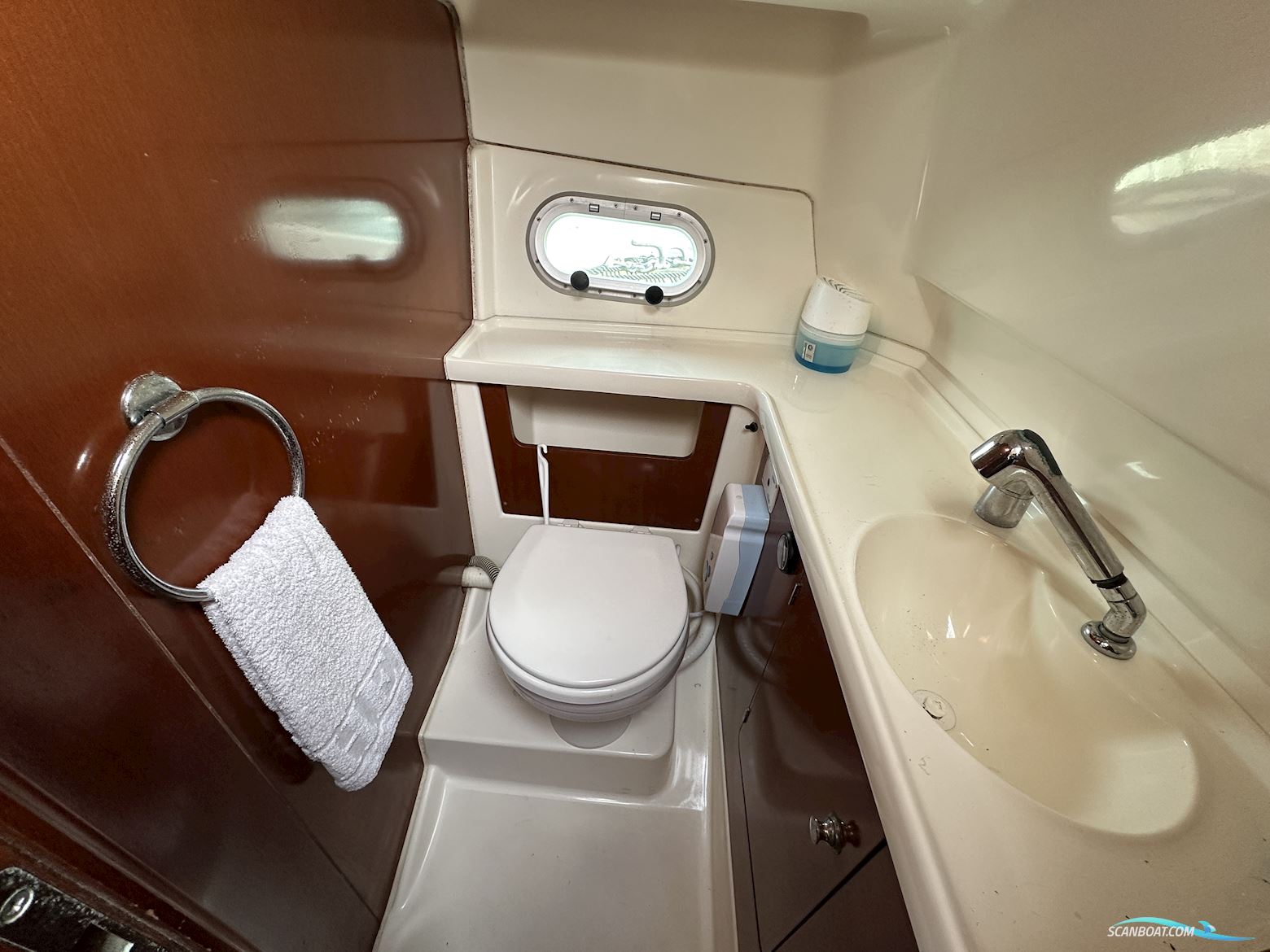 Jeanneau Leader 805