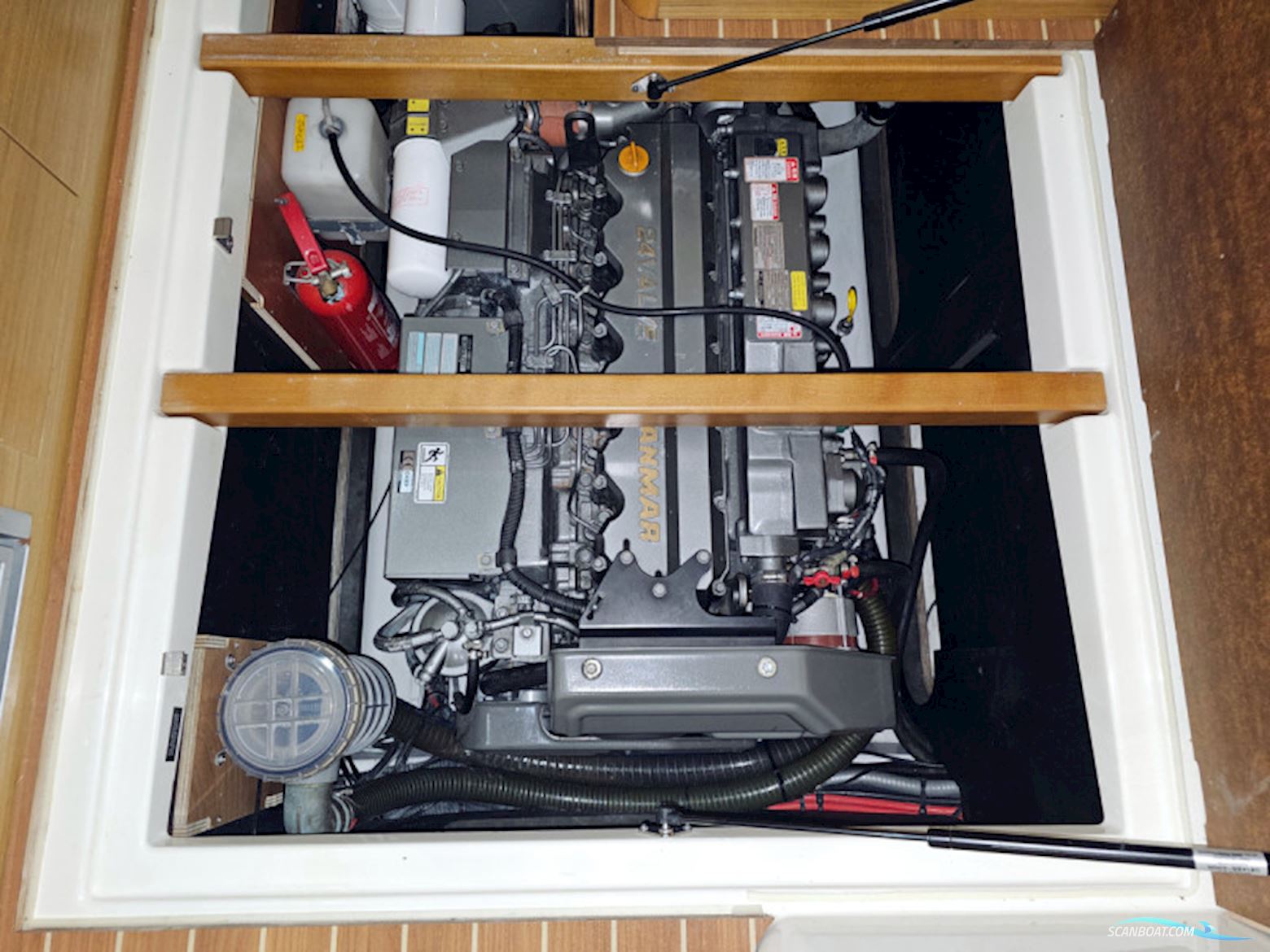 Jeanneau Merry Fisher 10 Fly