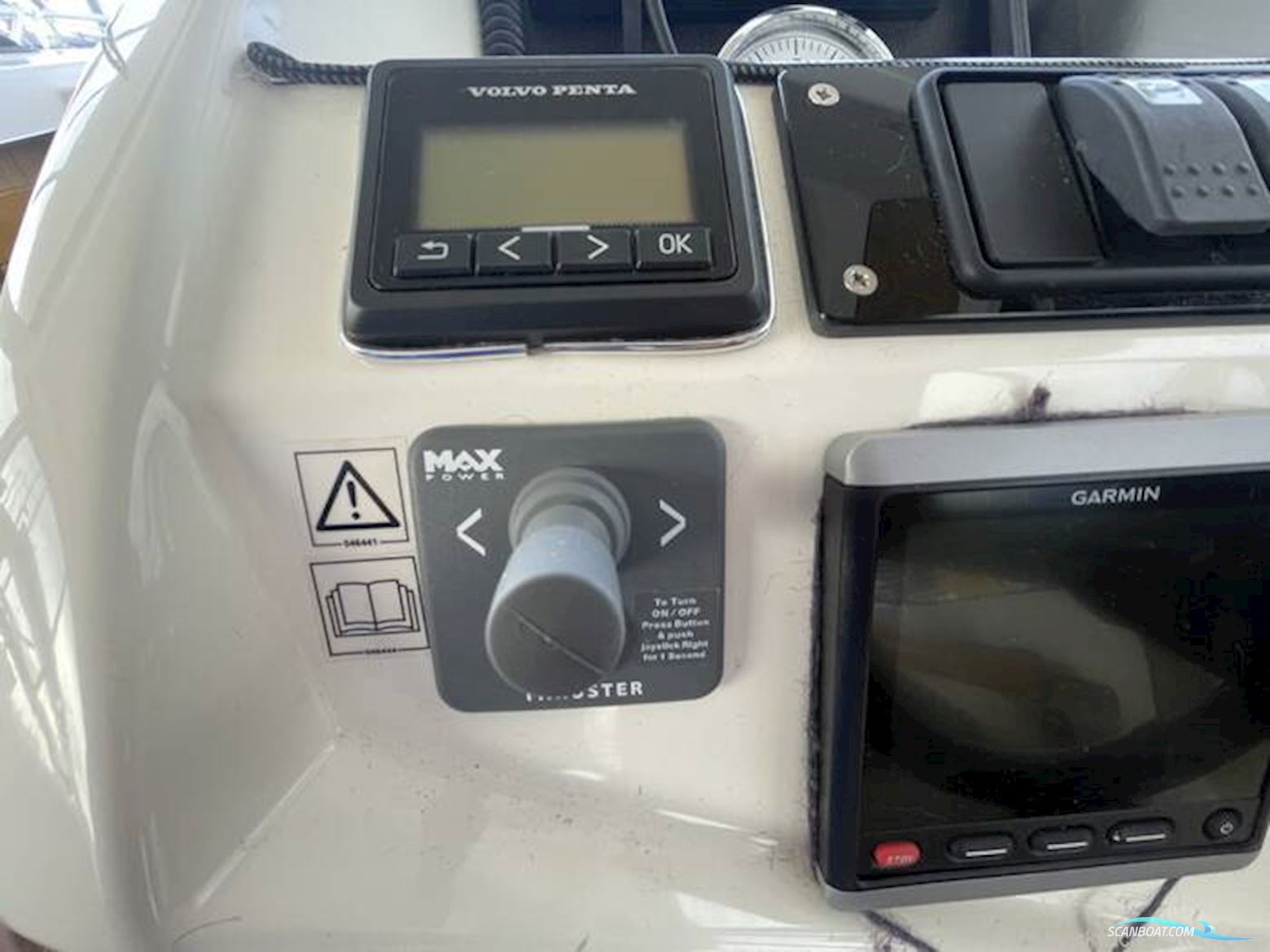 Jeanneau Merry Fisher 10