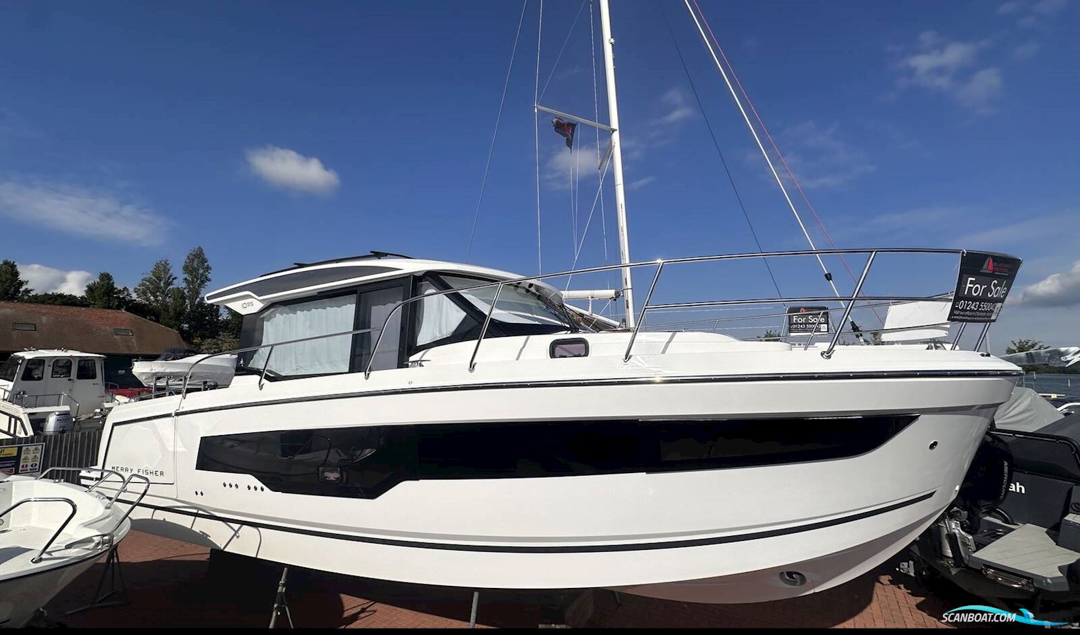 Jeanneau Merry Fisher 1095 Coupe Series 2 Motorboten 2027, met Yamaha F300Nsb motor, United Kingdom