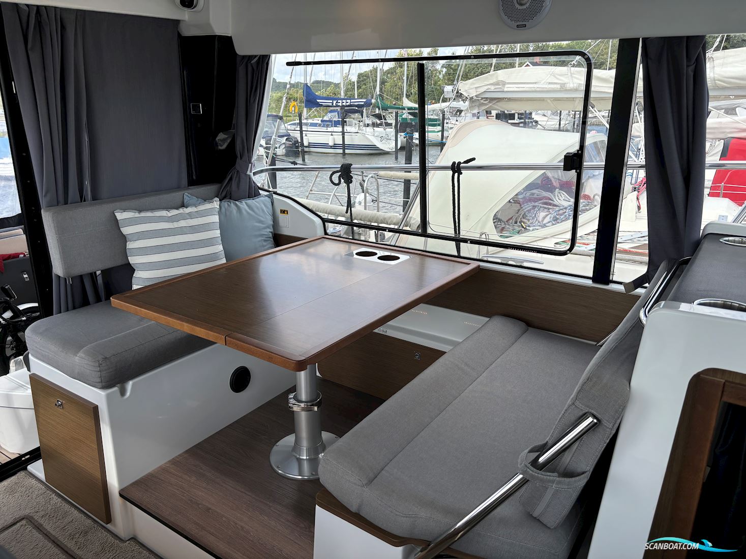 Jeanneau Merry Fisher 1095