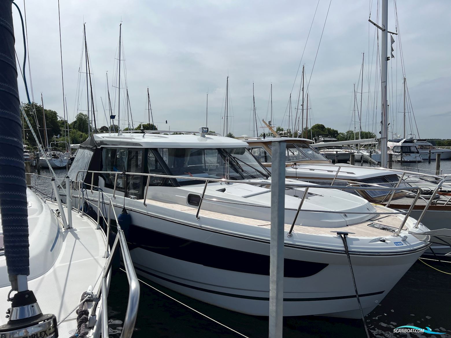 Jeanneau Merry Fisher 1095