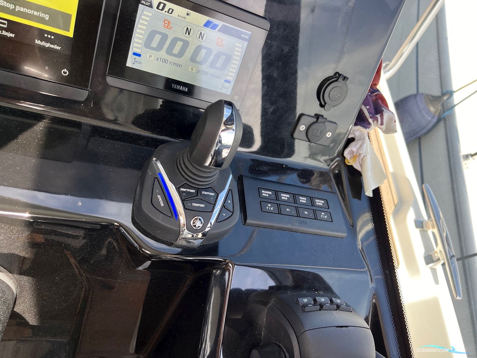 Jeanneau Merry Fisher 1095