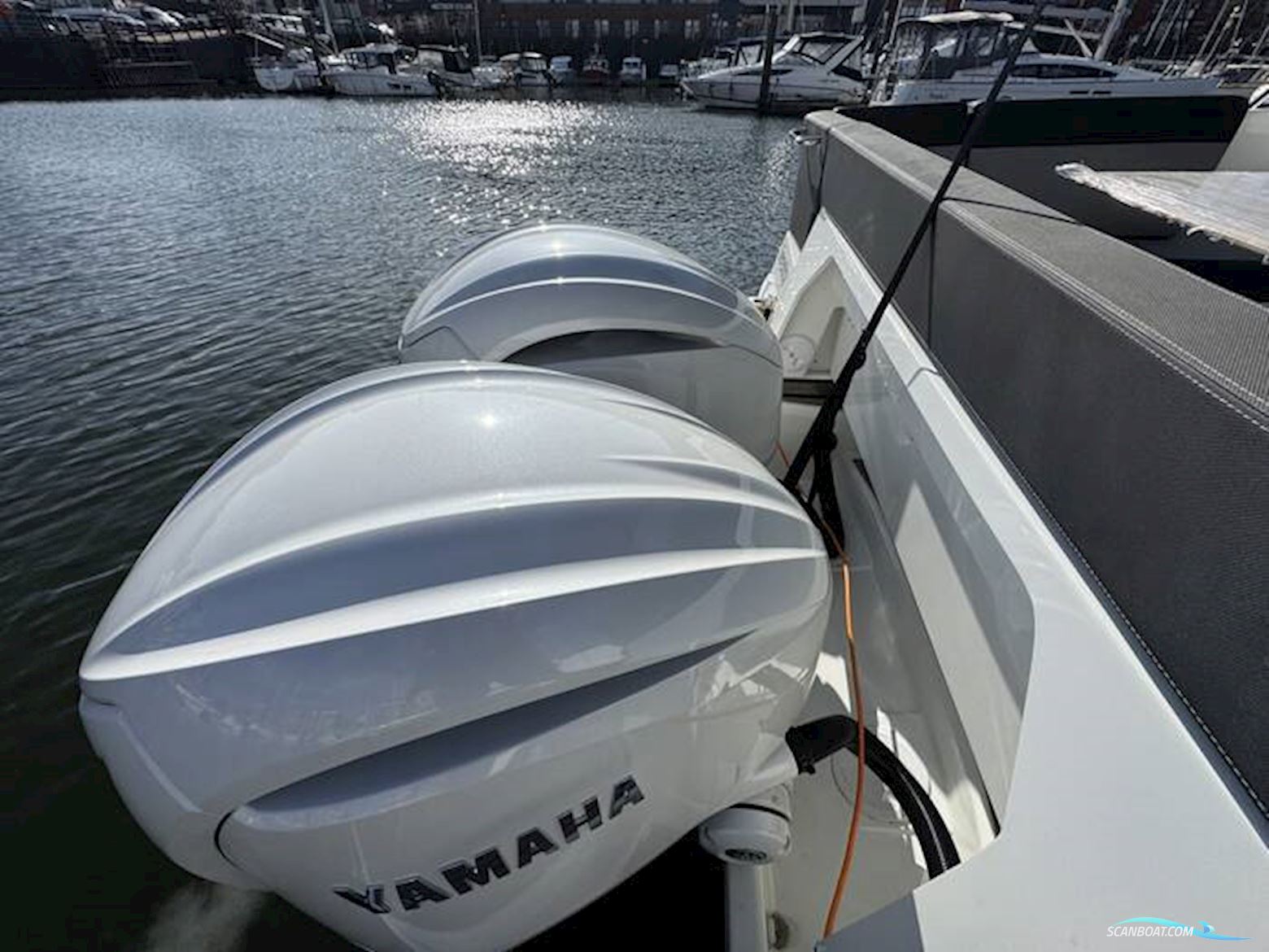 Jeanneau Merry Fisher 1095