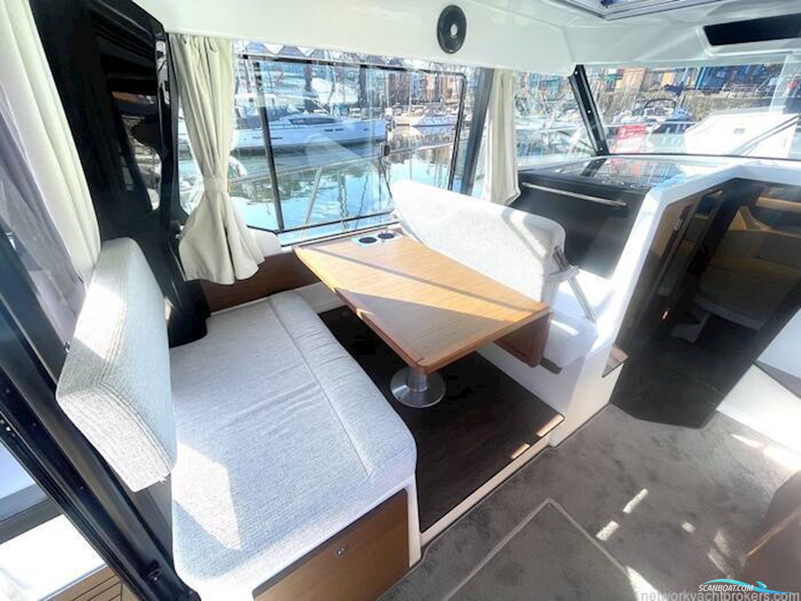 Jeanneau Merry Fisher 1095