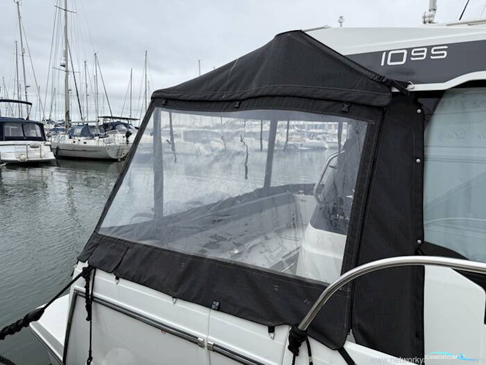 Jeanneau Merry Fisher 1095