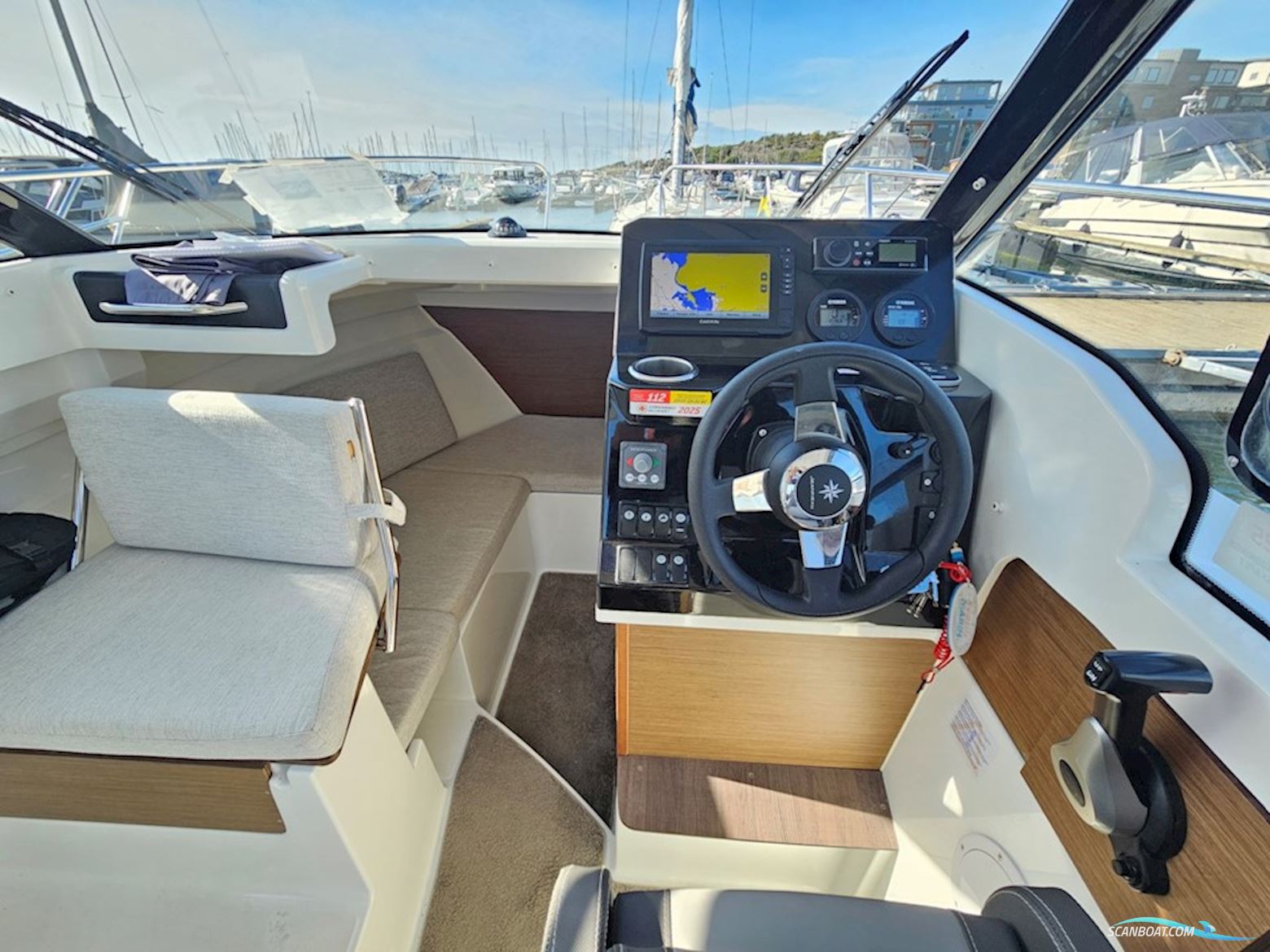 Jeanneau Merry Fisher 695  series 2