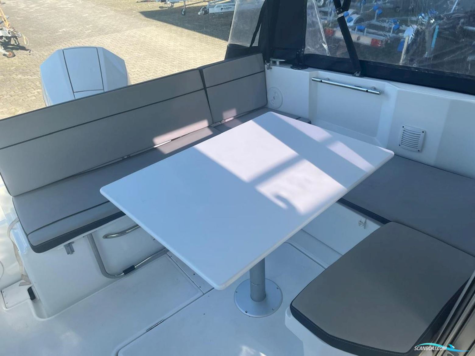 Jeanneau Merry Fisher 695