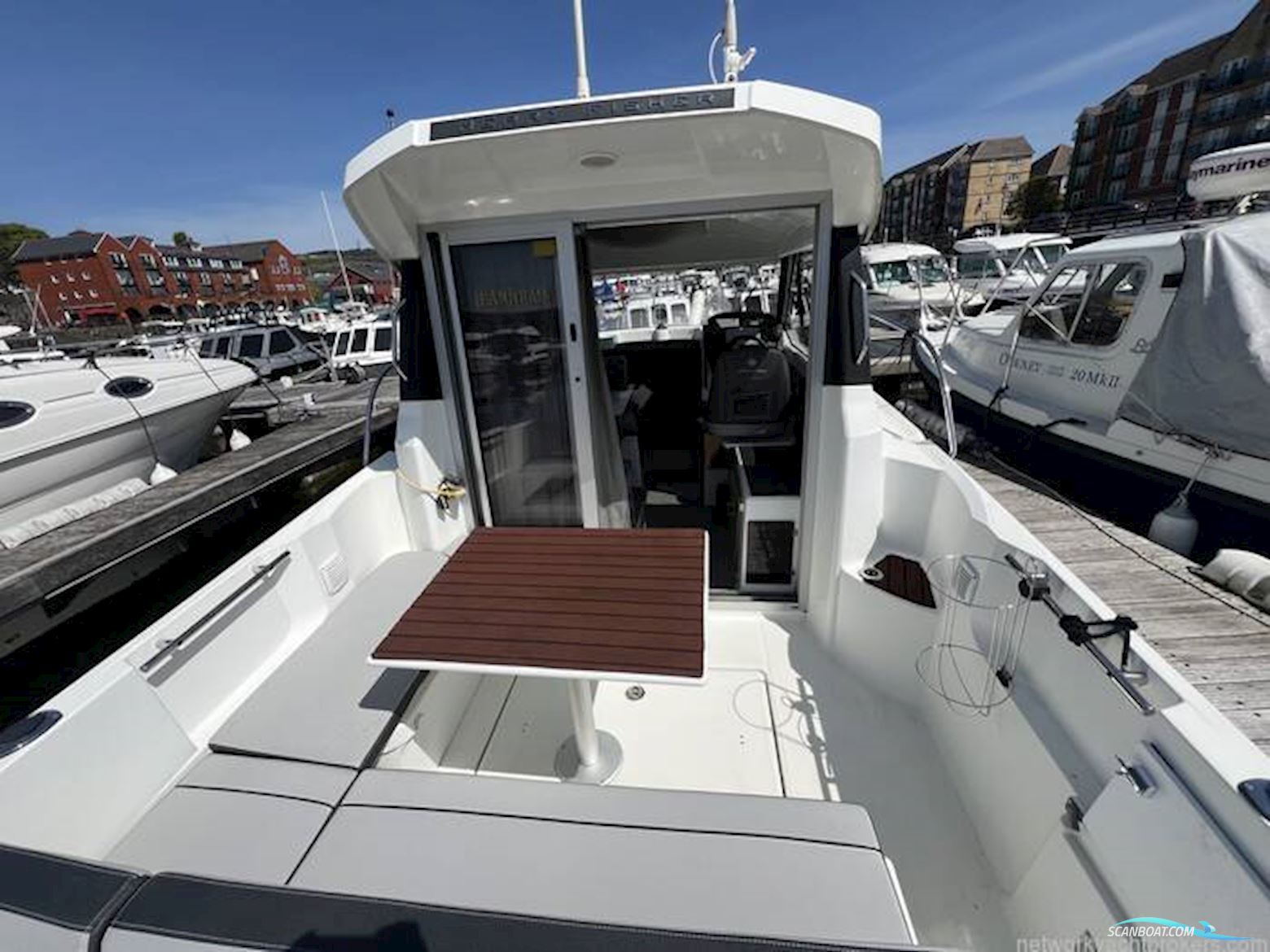 Jeanneau Merry Fisher 695