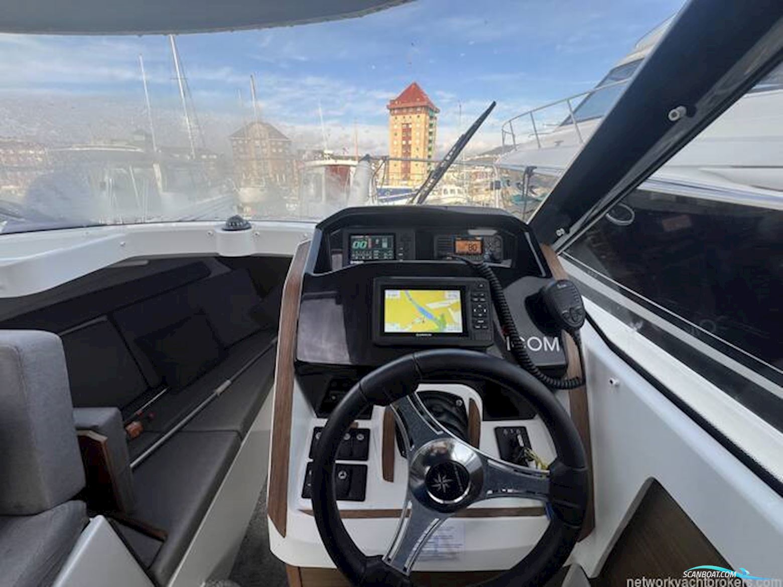 Jeanneau Merry Fisher 695