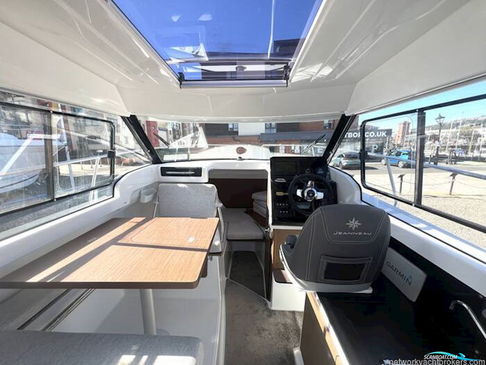 Jeanneau Merry Fisher 695