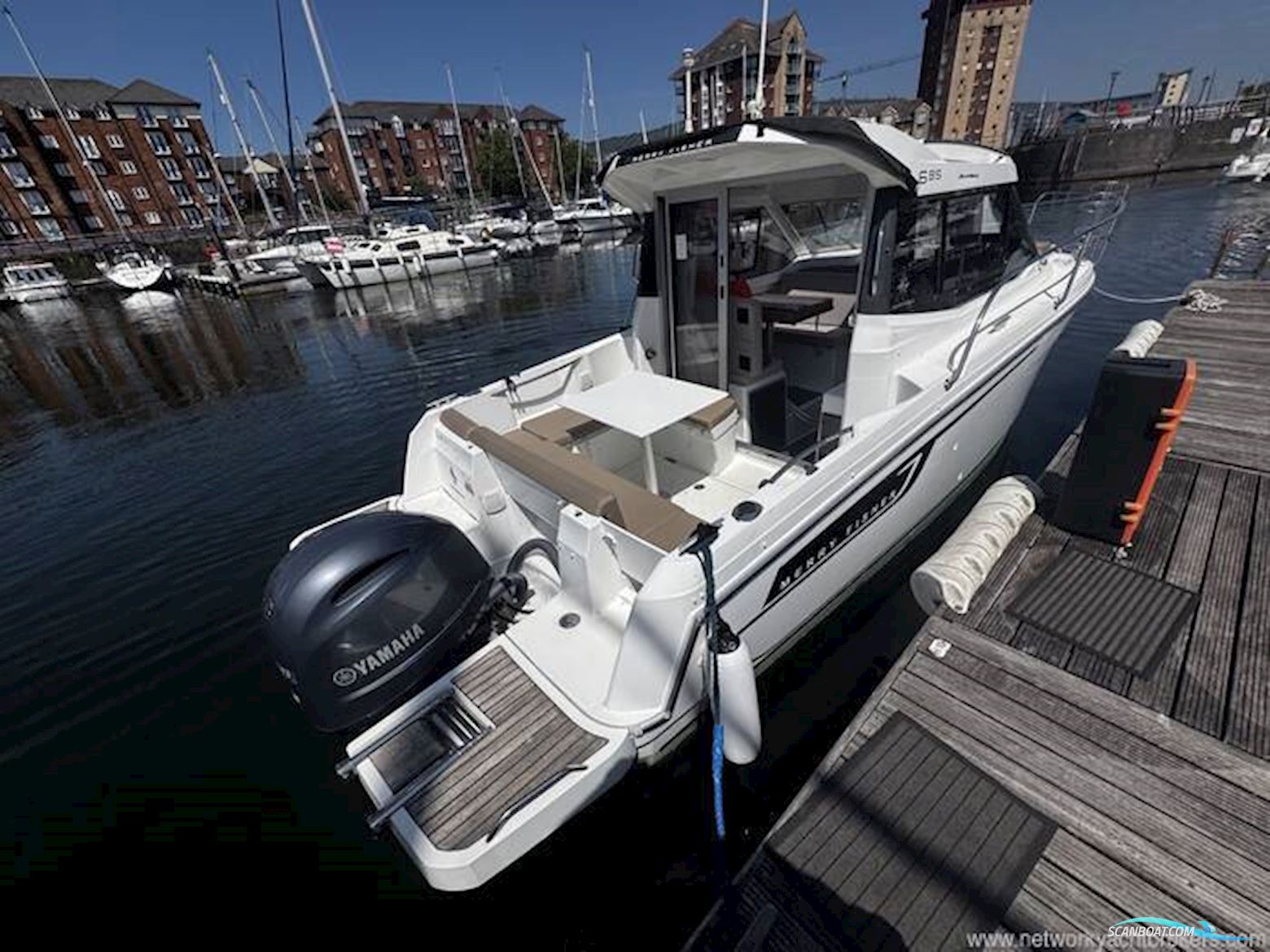 Jeanneau Merry Fisher 695