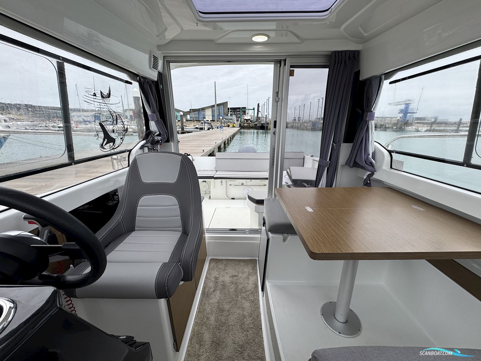 Jeanneau Merry Fisher 695