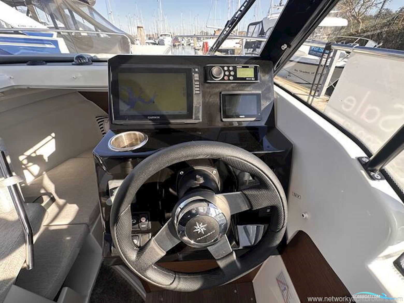 Jeanneau Merry Fisher 695 Series 2